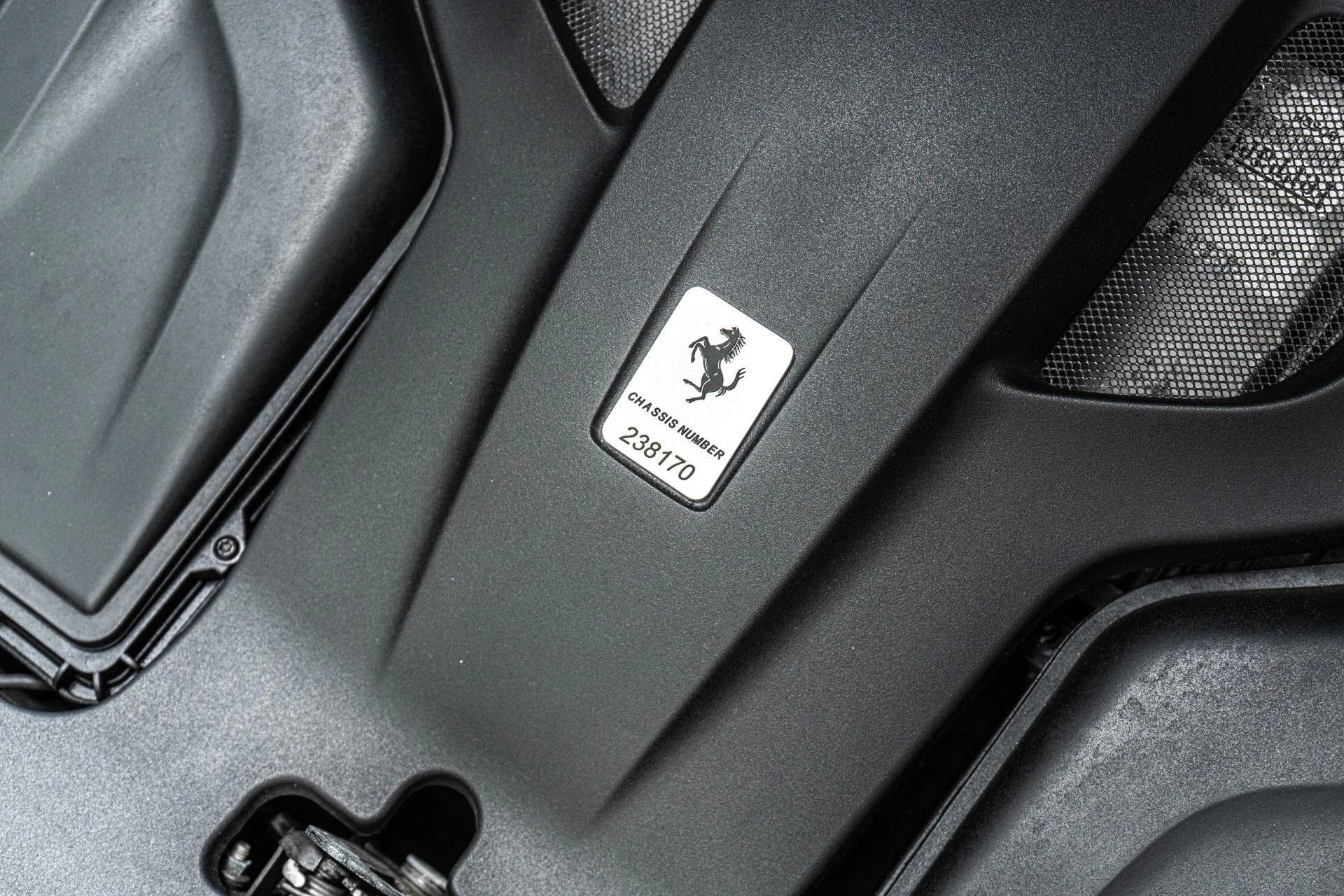 mph044_272418233_Used_2019_Ferrari_GTC_4_Lusso_1790632614_0e4917a3ea