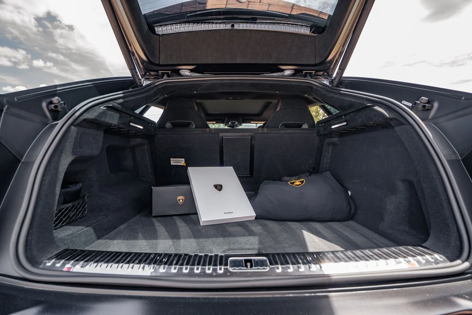 mph044_2724997441_36cc8ce16b224061e6dd89fd89d9ebc1x_1386f5d179