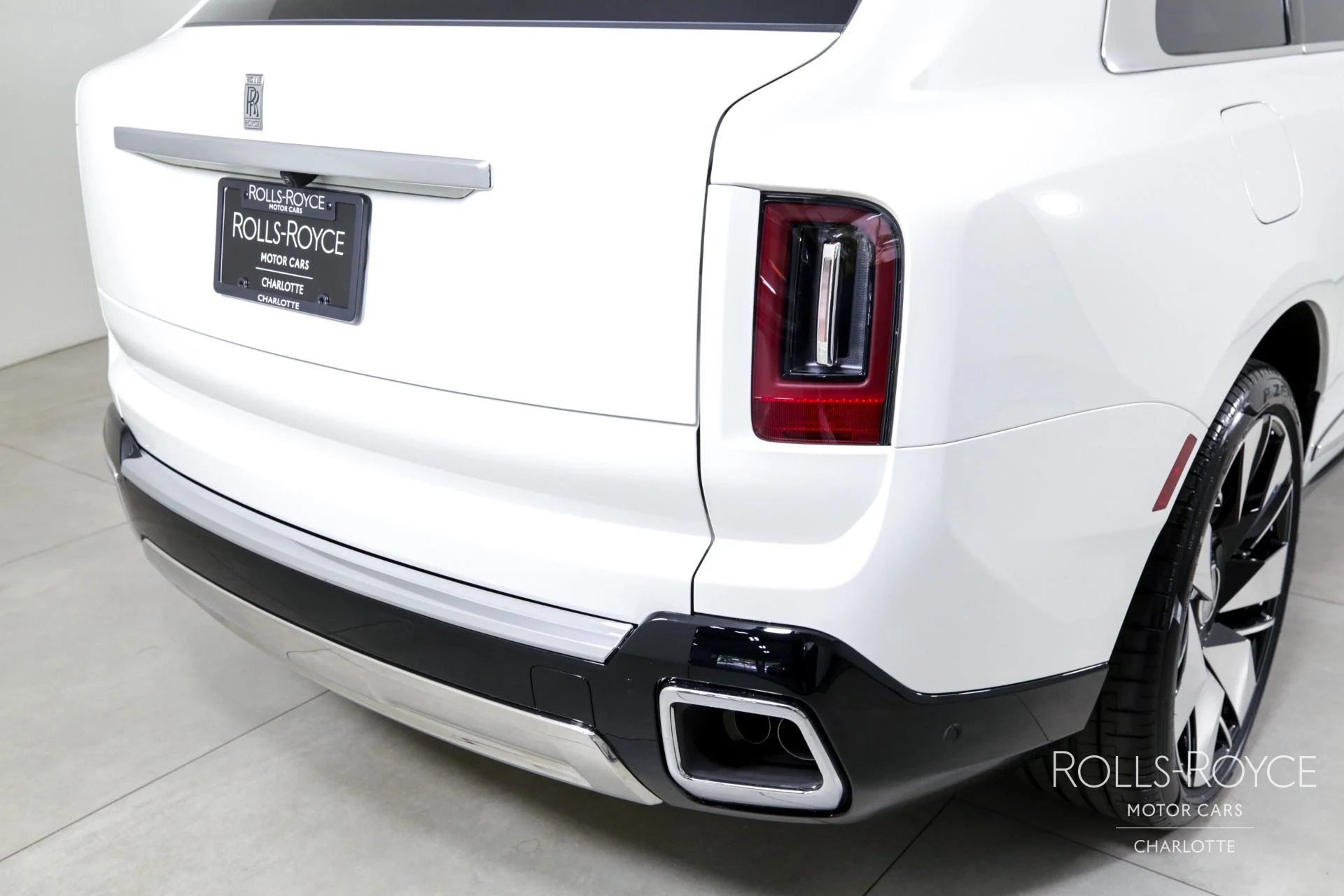 mph044_2726887052_Used_2025_Rolls_Royce_Cullinan_1745264127_df60c30d92