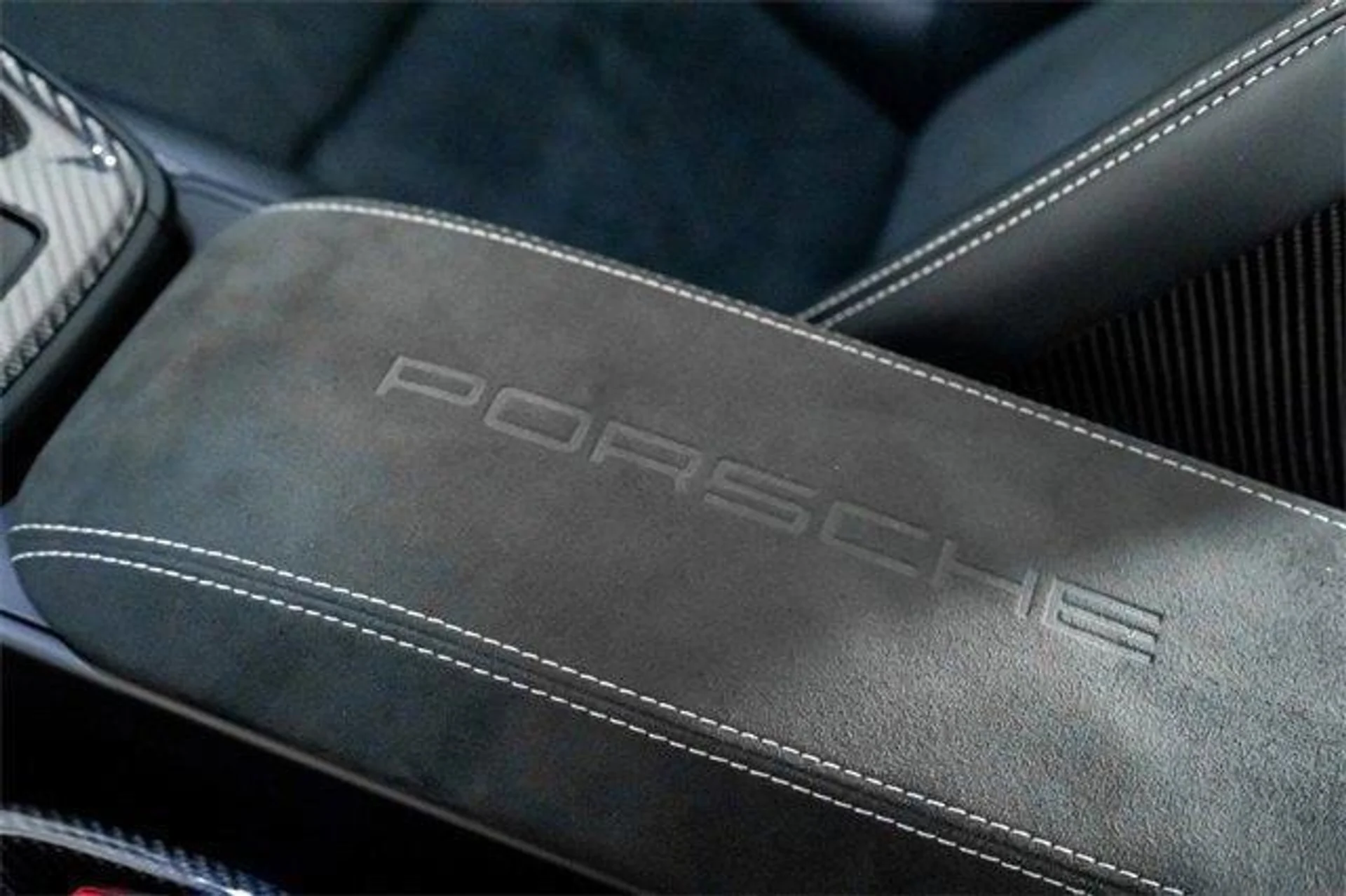 mph044_2728148985_z82gbqcj_X1_A_Gi_F_Tbft_Br_SB_7nks_e006b61c7e