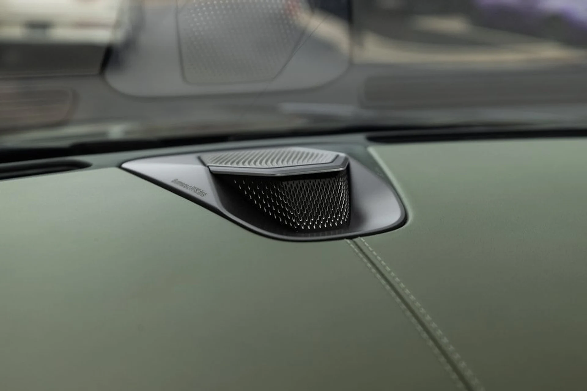 mph044_2760608038_630f703489ffae4da7c1269cd748b768x_3c0f16b4f3