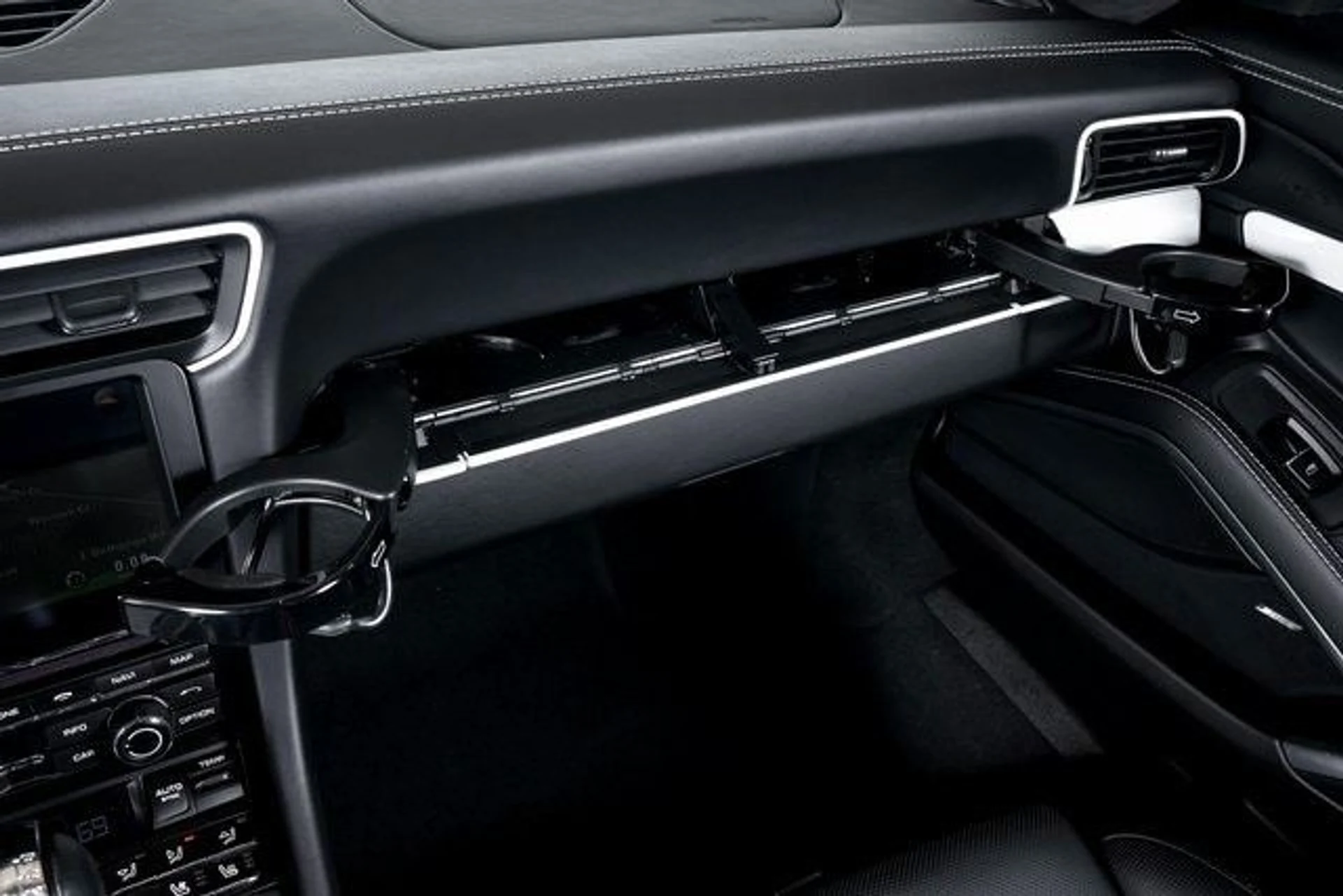 mph044_2762999505_7c6dd35a73d79a247a649c893141eb42x_01b018b21e