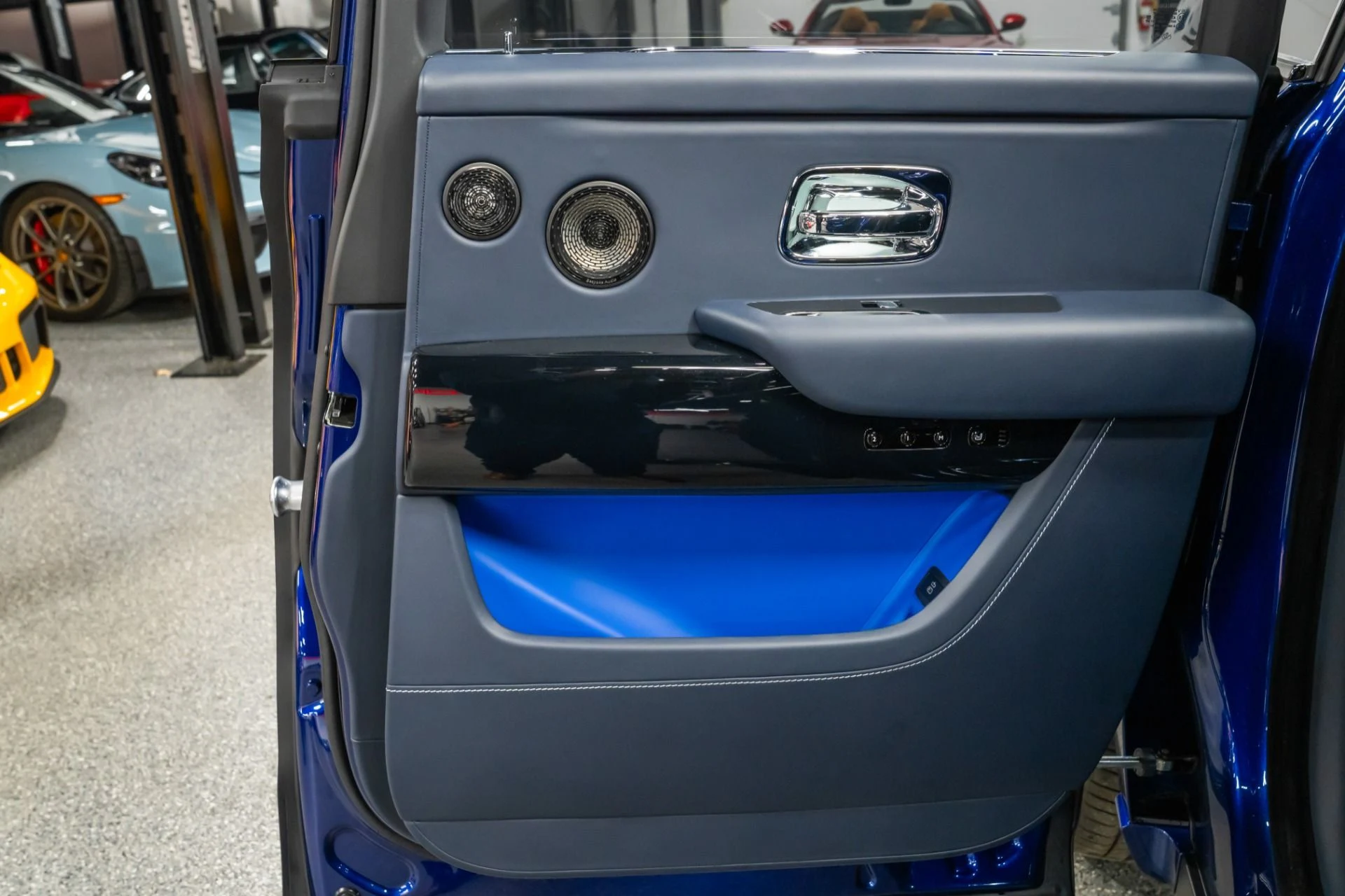 mph044_2767179462_Used_2024_Rolls_Royce_Cullinan_Black_Badge_Blue_Shadow_Edition_One_of_62_Built_Massive_629k_MSRP_1768253666_5394a3bb0a