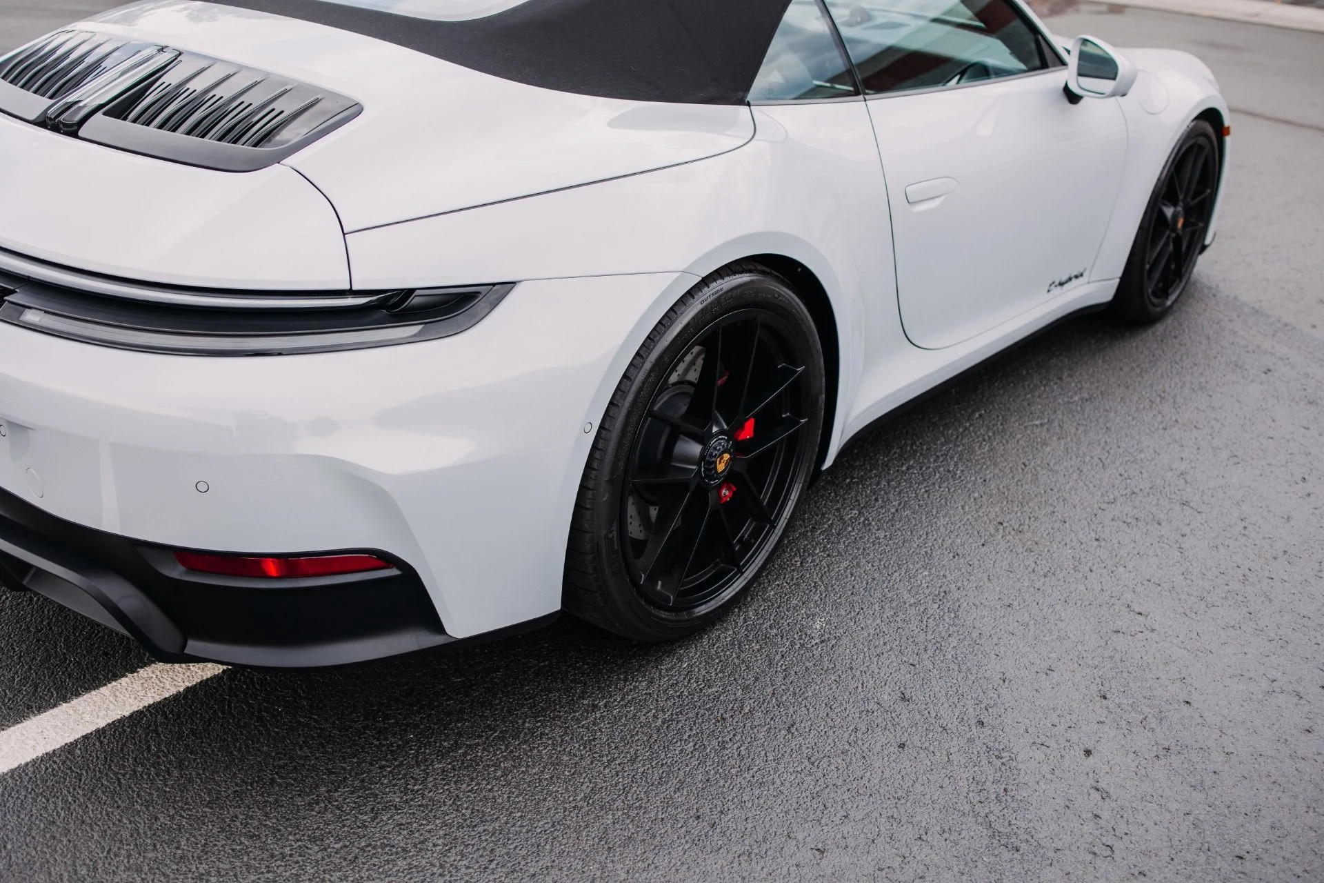 mph044_2778308445_Used_2025_Porsche_911_Carrera_GTS_1755021854_20e573cf93