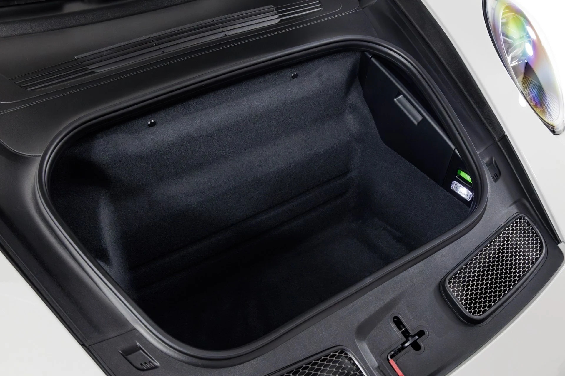 mph044_2782521123_Used_2024_Porsche_911_GT_3_Touring_1767999905_b7387e393e