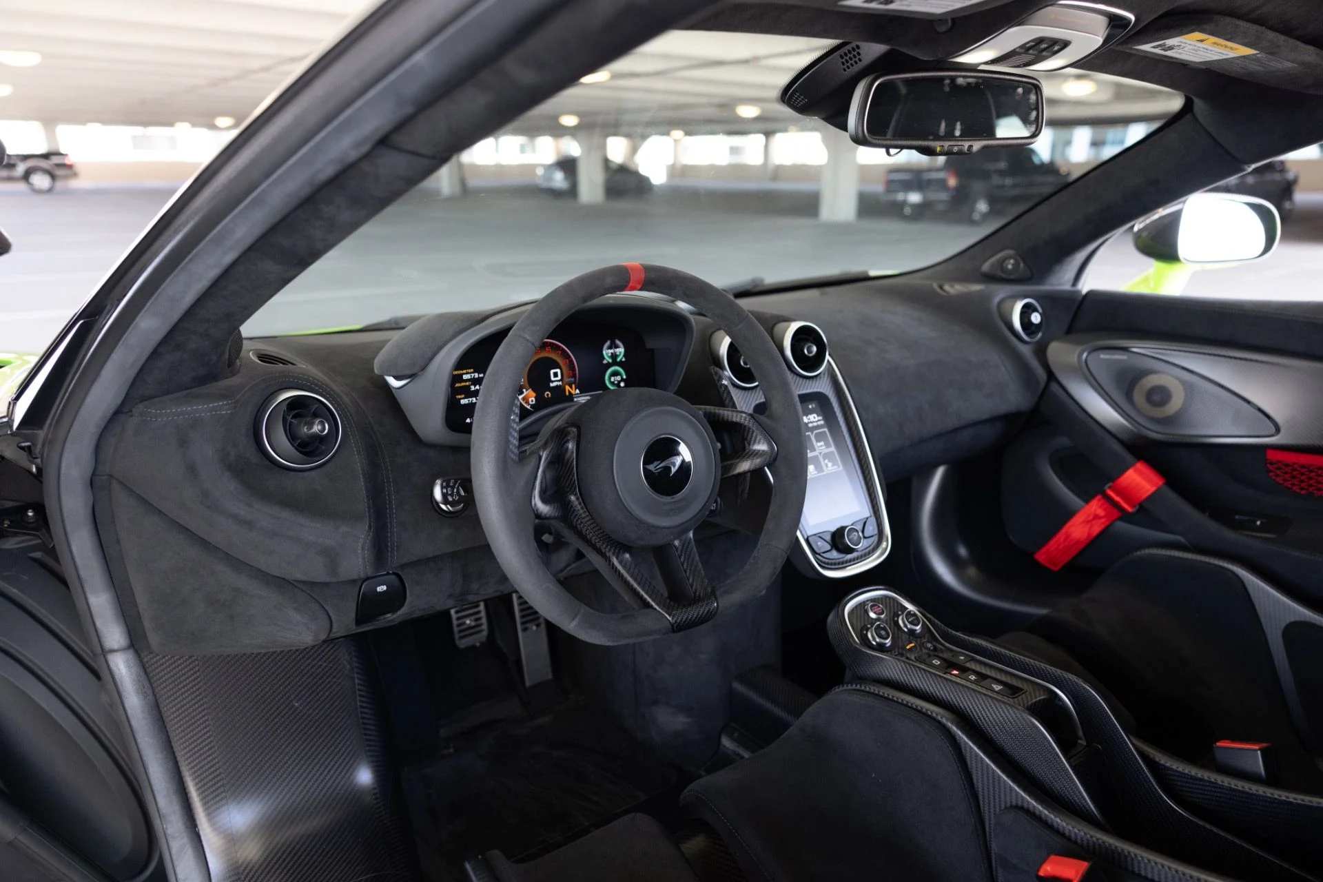 mph044_2783494024_Used_2020_Mc_Laren_620_R_1783549747_0aea4a8d23