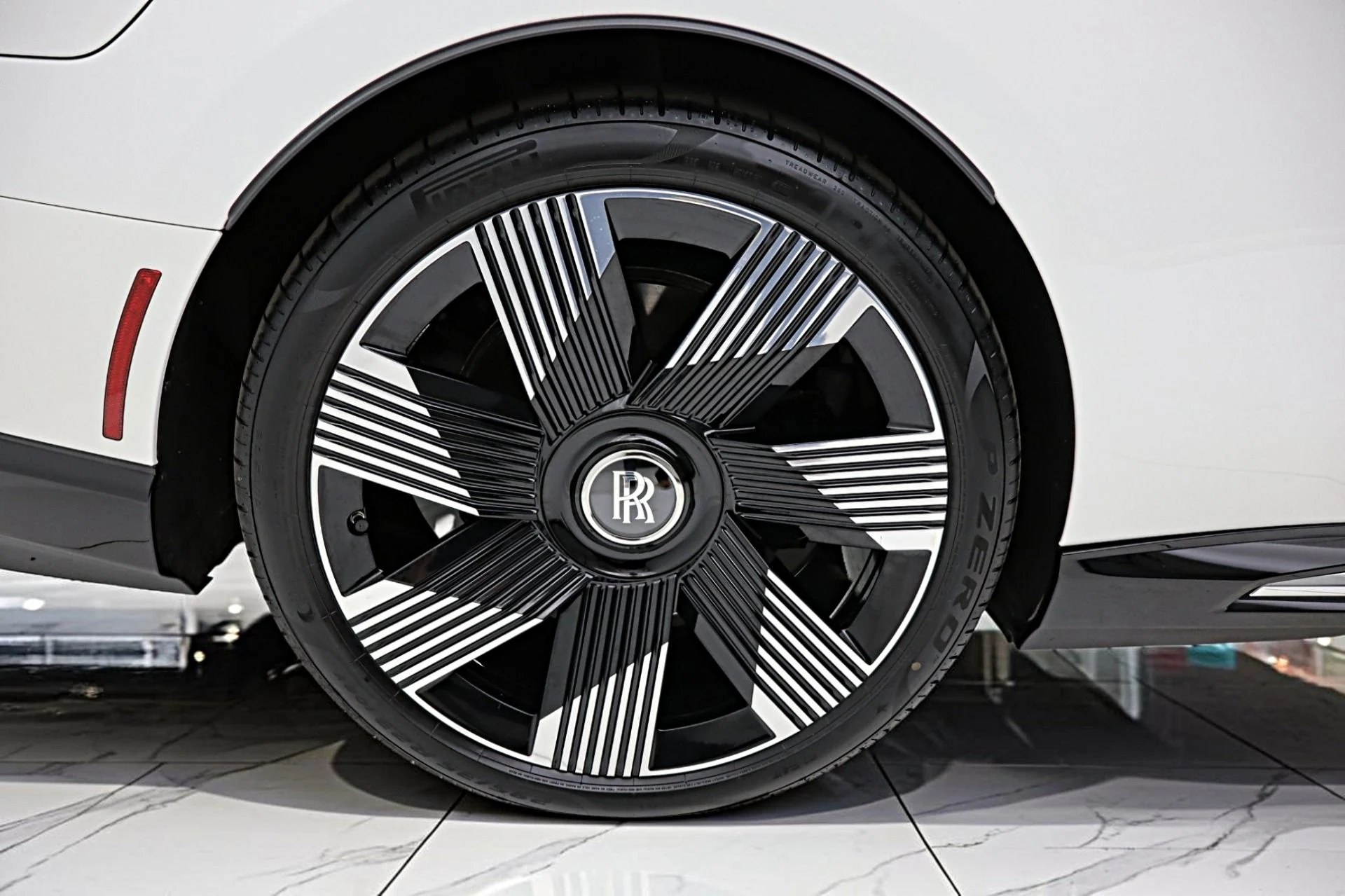 mph044_2792423395_Used_2026_Rolls_Royce_Spectre_LEASE_OPTIONS_AVAILABLE_5aacf212c5