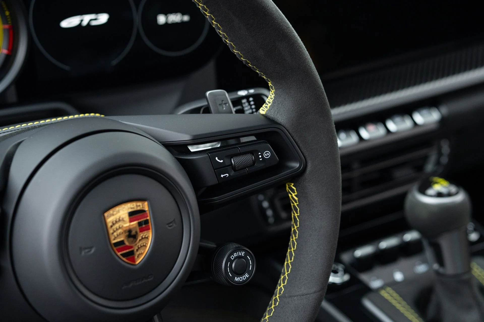 mph044_2792505240_Used_2024_Porsche_911_GT_3_1776966322_b239162a35