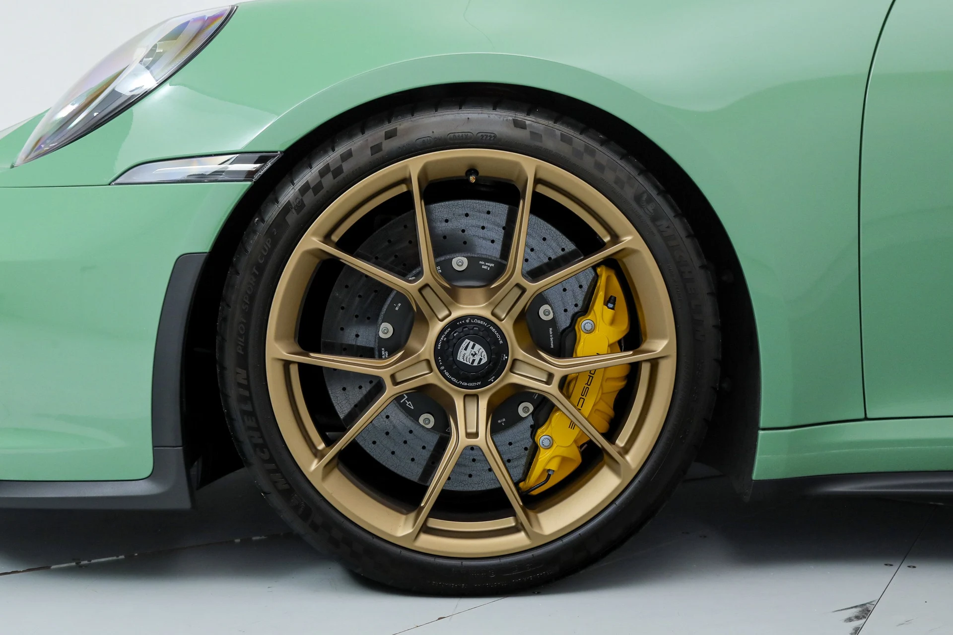 mph044_2793956745_e2c3150b801fa5c786474f42769479ae_f3f9ec4163