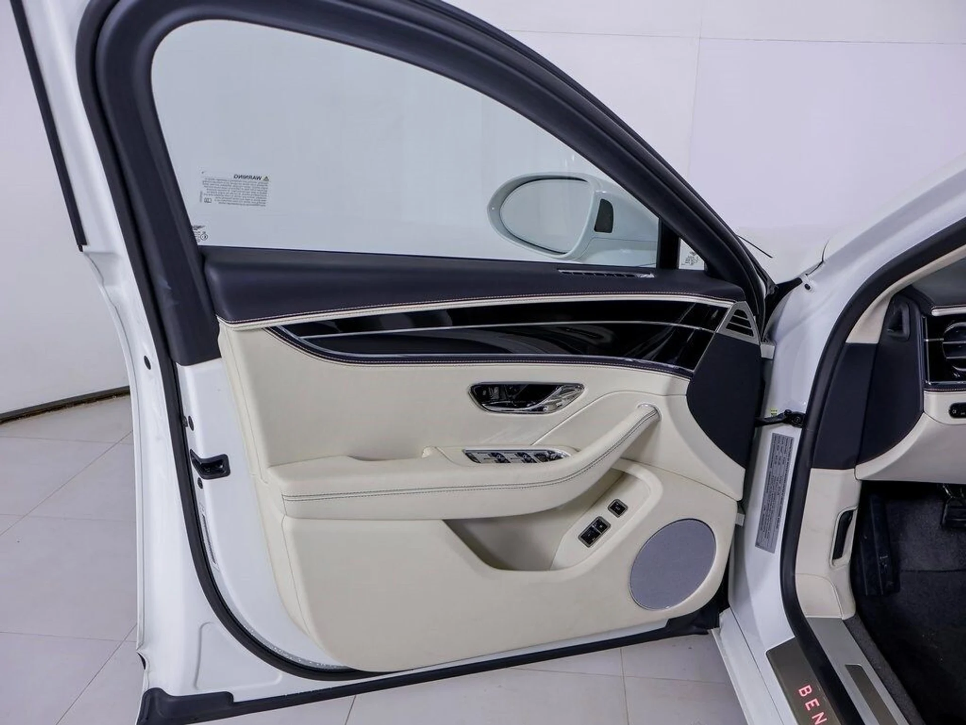 mph044_2794905097_13b188dfd4d0b12ba3f54bcccc6bc393x_d8ae440e74