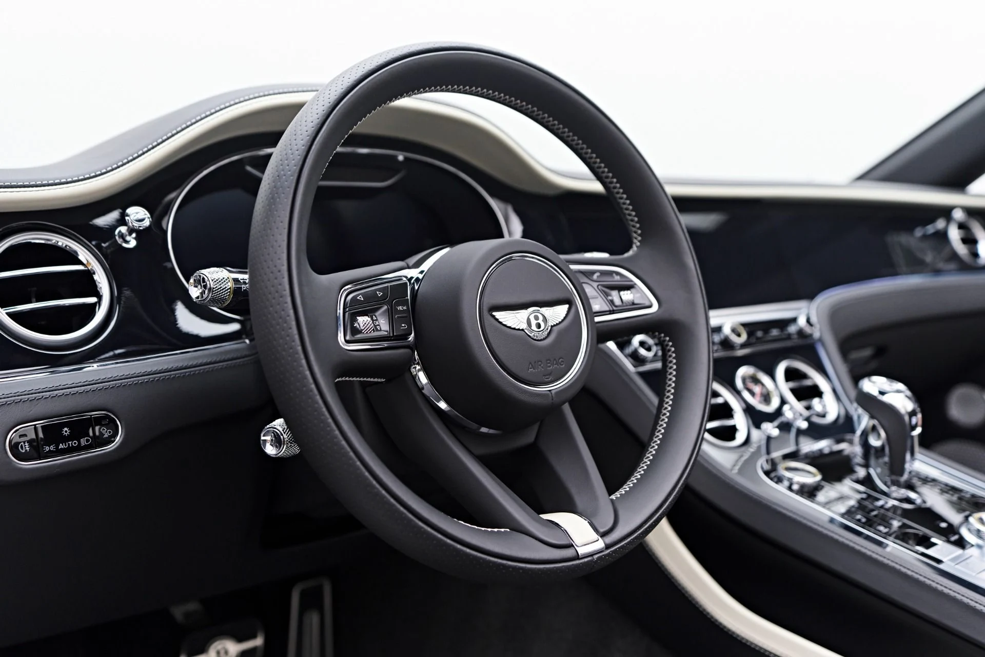 mph044_2797164986_Used_2024_Bentley_Continental_GT_Speed_1758316085_dc480c4651