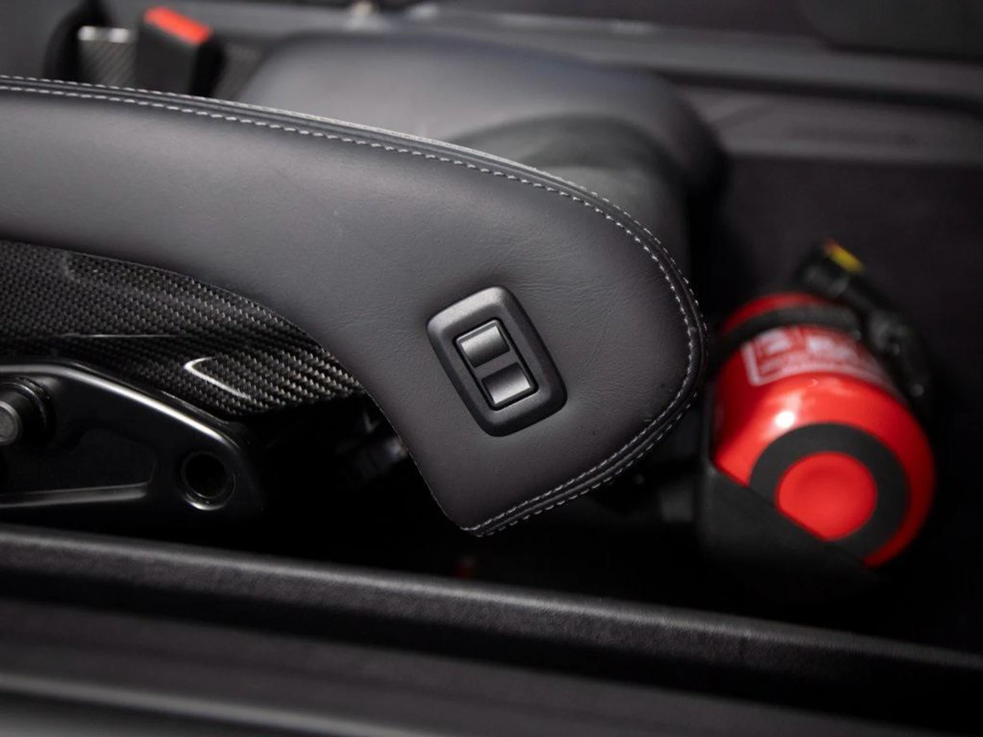 mph044_279929940_7_I_Xvv_L_Gm2h_Axeq9iir1i5_G_Kdc1_E_6ea31ccb6c