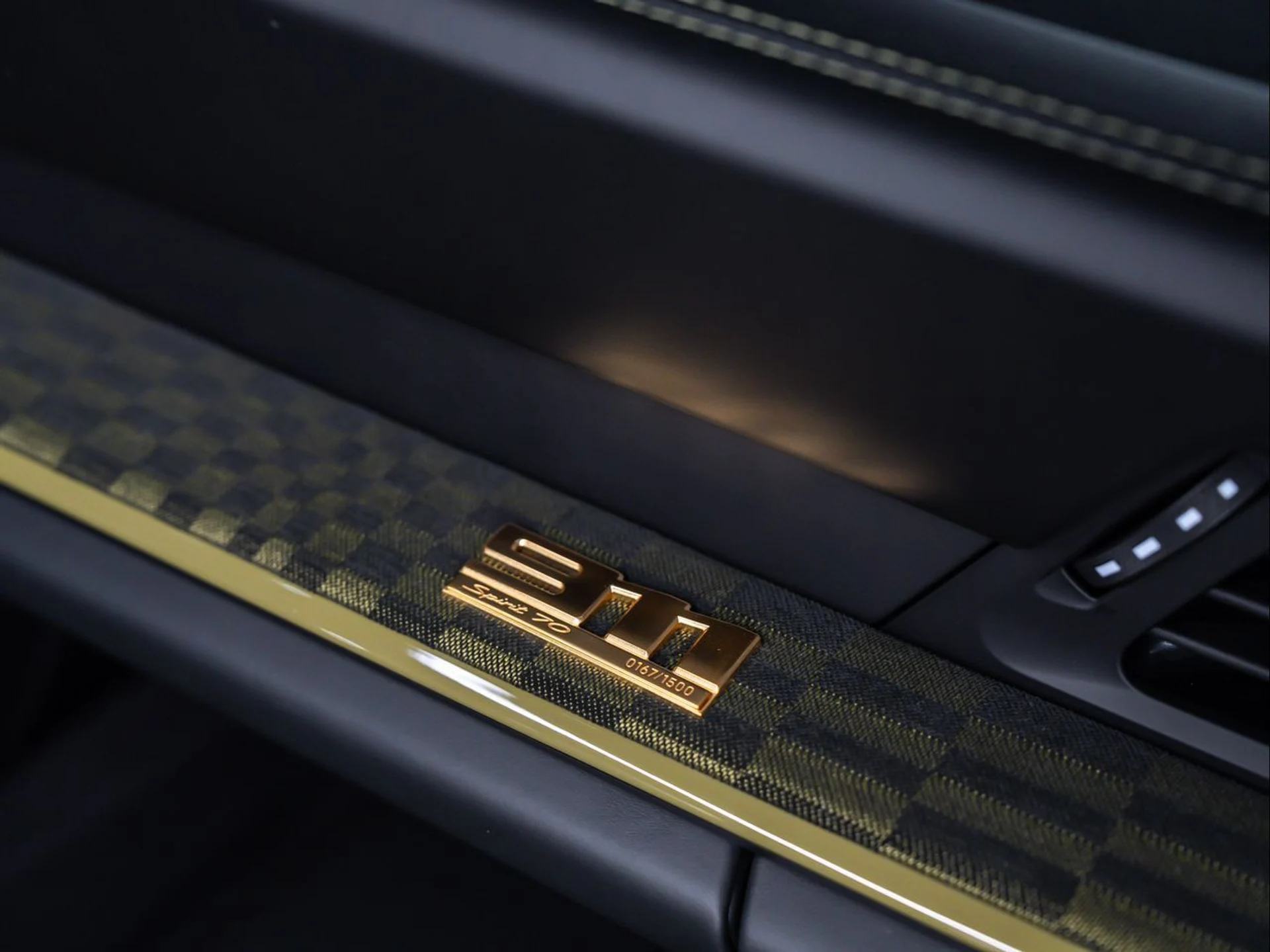 mph044_2858363391_b04eb562b45b0c00b2d13b04cab0bb80_bef3fe581c