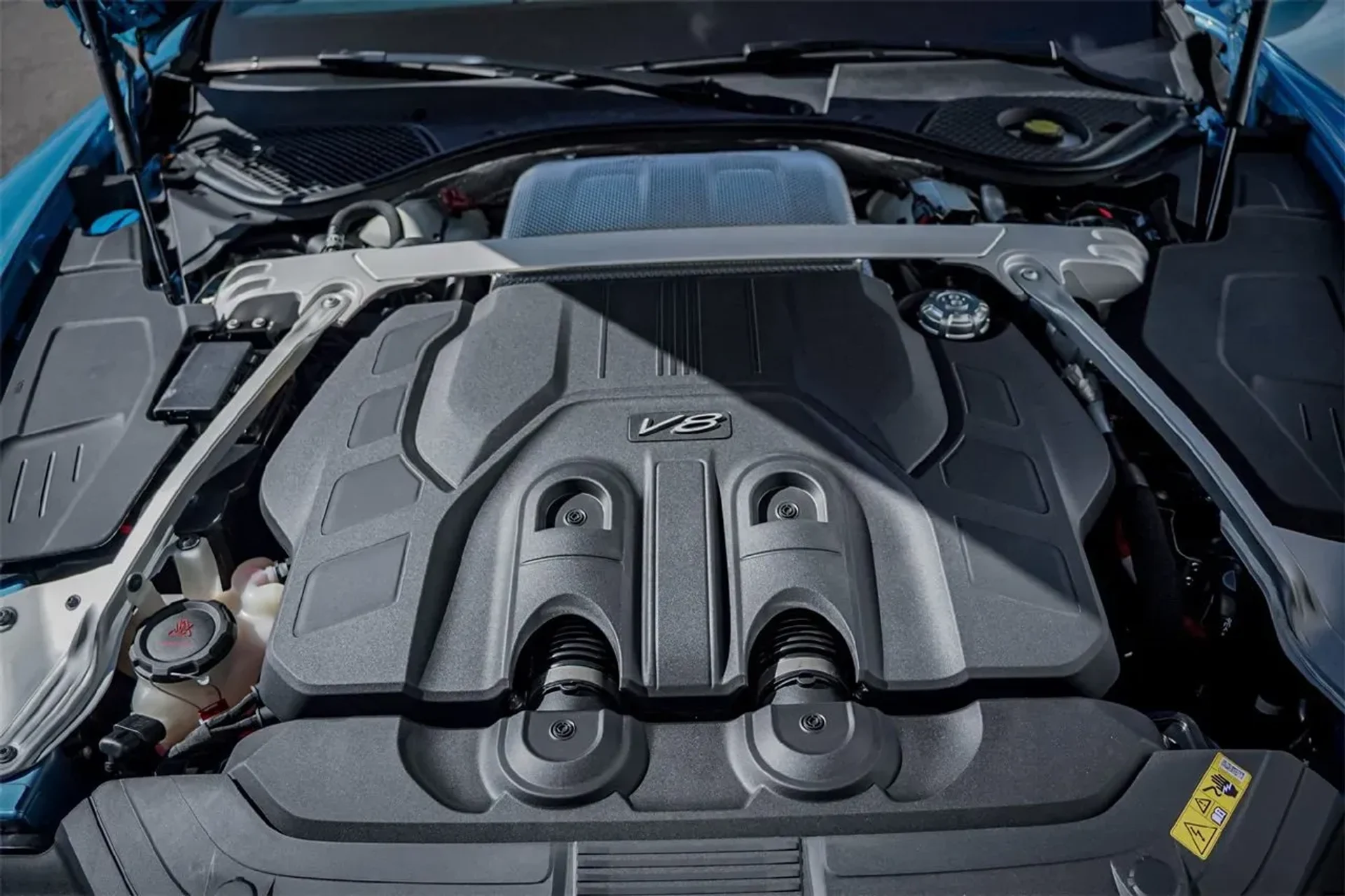 mph044_2859179543_a33c0da0928f403393f039289ca8ce47_709ca5e78d