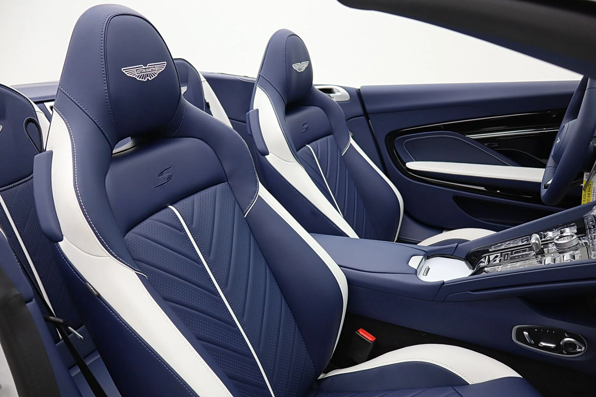 mph044_2866232701_New_2026_Aston_Martin_DB_12_S_Volante_8c1a2b141e