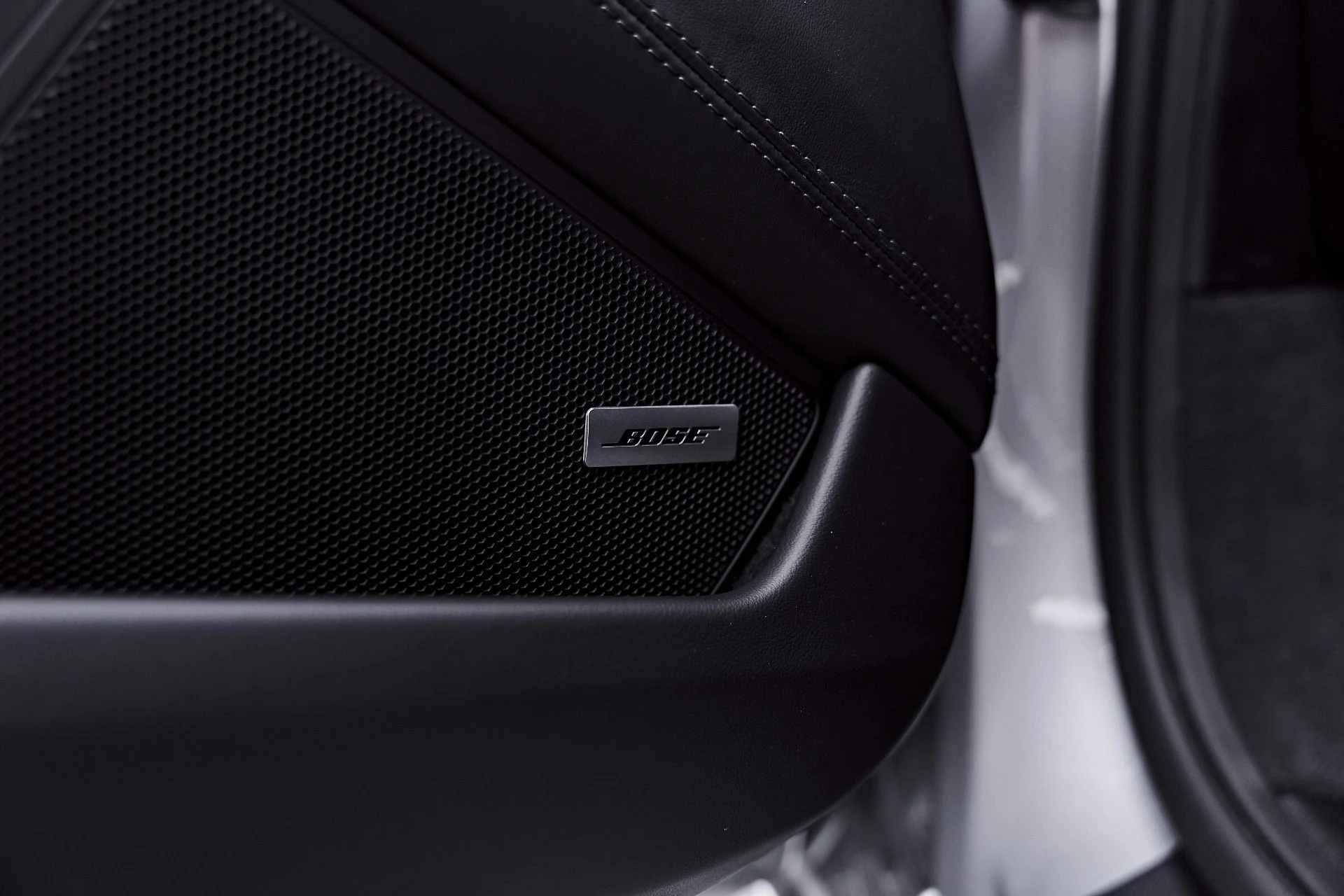 mph044_2882125187_Used_2025_Porsche_911_Turbo_S_1785539172_0a537bf1cf