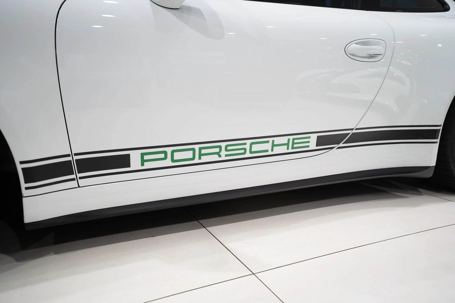 mph044_2887995545_13450_p45_l_b31c6bc460