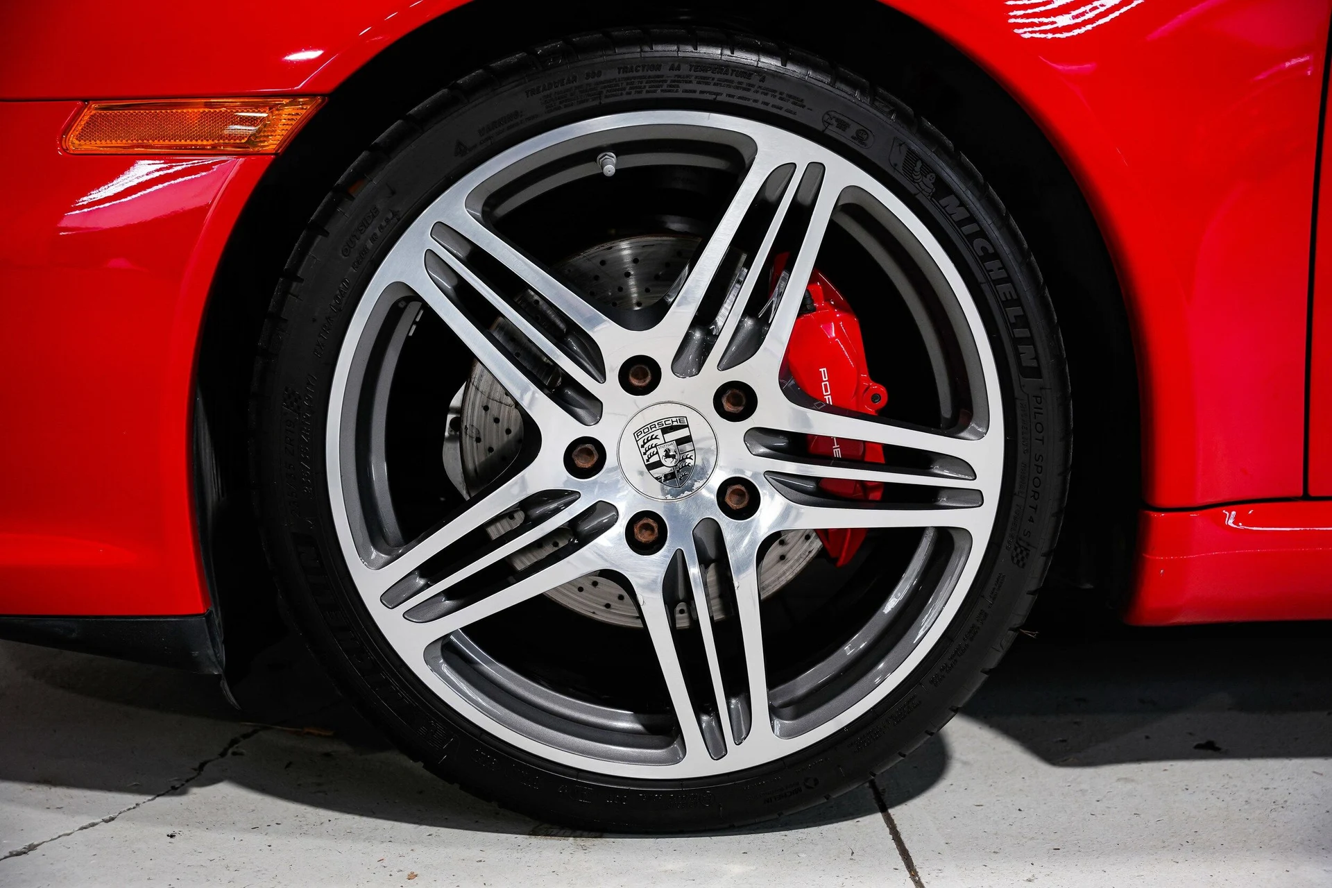 mph044_289635934_38b2b283d47ecc33c817a0358665f532x_5e18023327