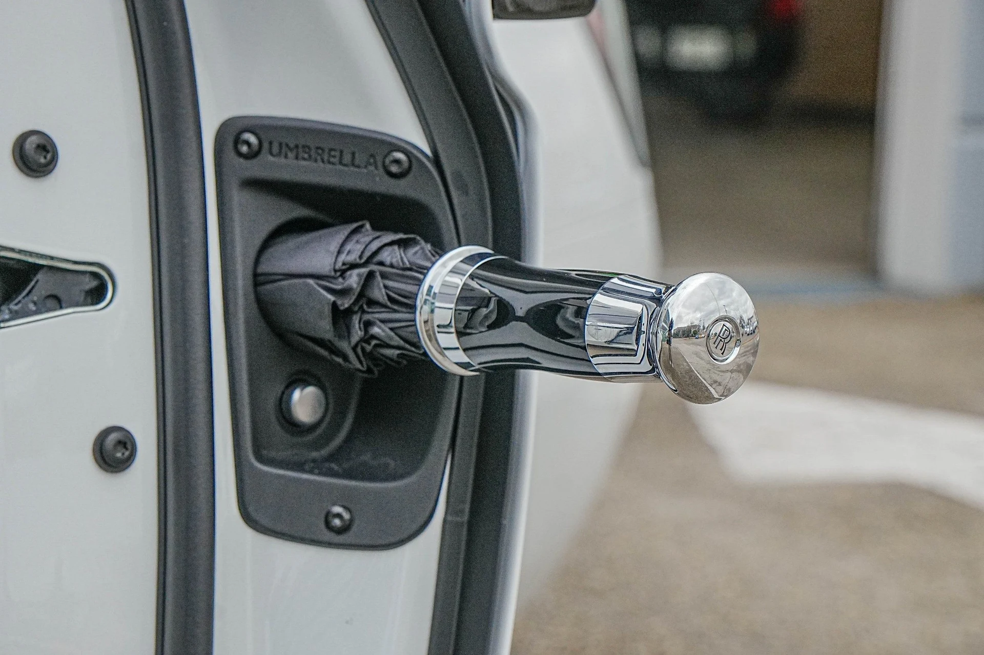 mph044_2923317911_Hi_Tech_Luxury_Imports_LLC_SCA_33_GZ_06_SU_228684_image_44_7768f5f50a