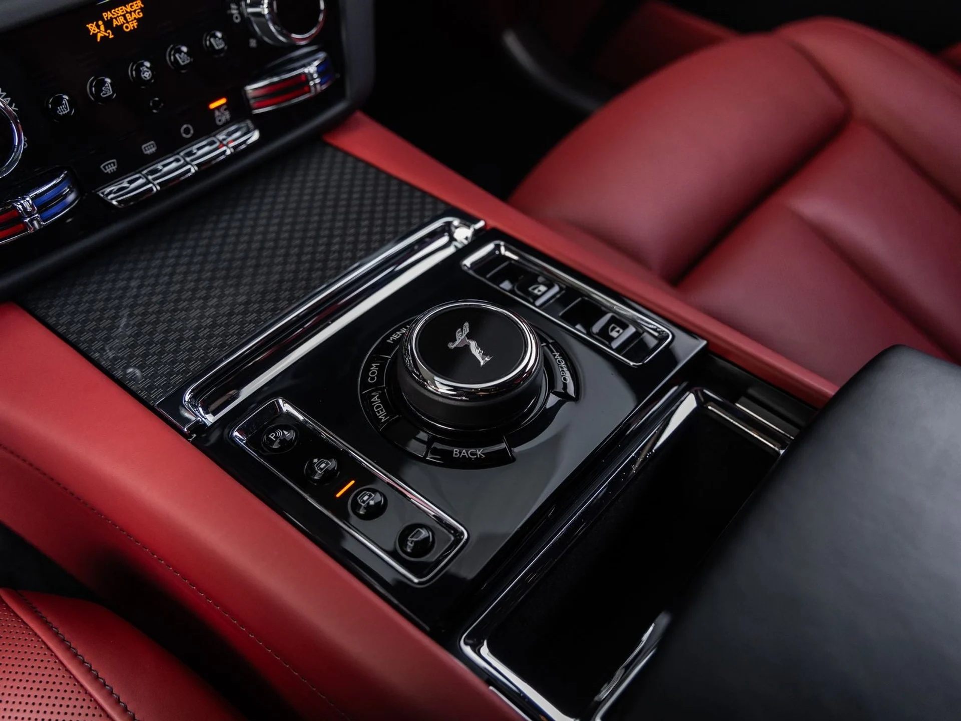 mph044_2927847787_45_4c15adc06a