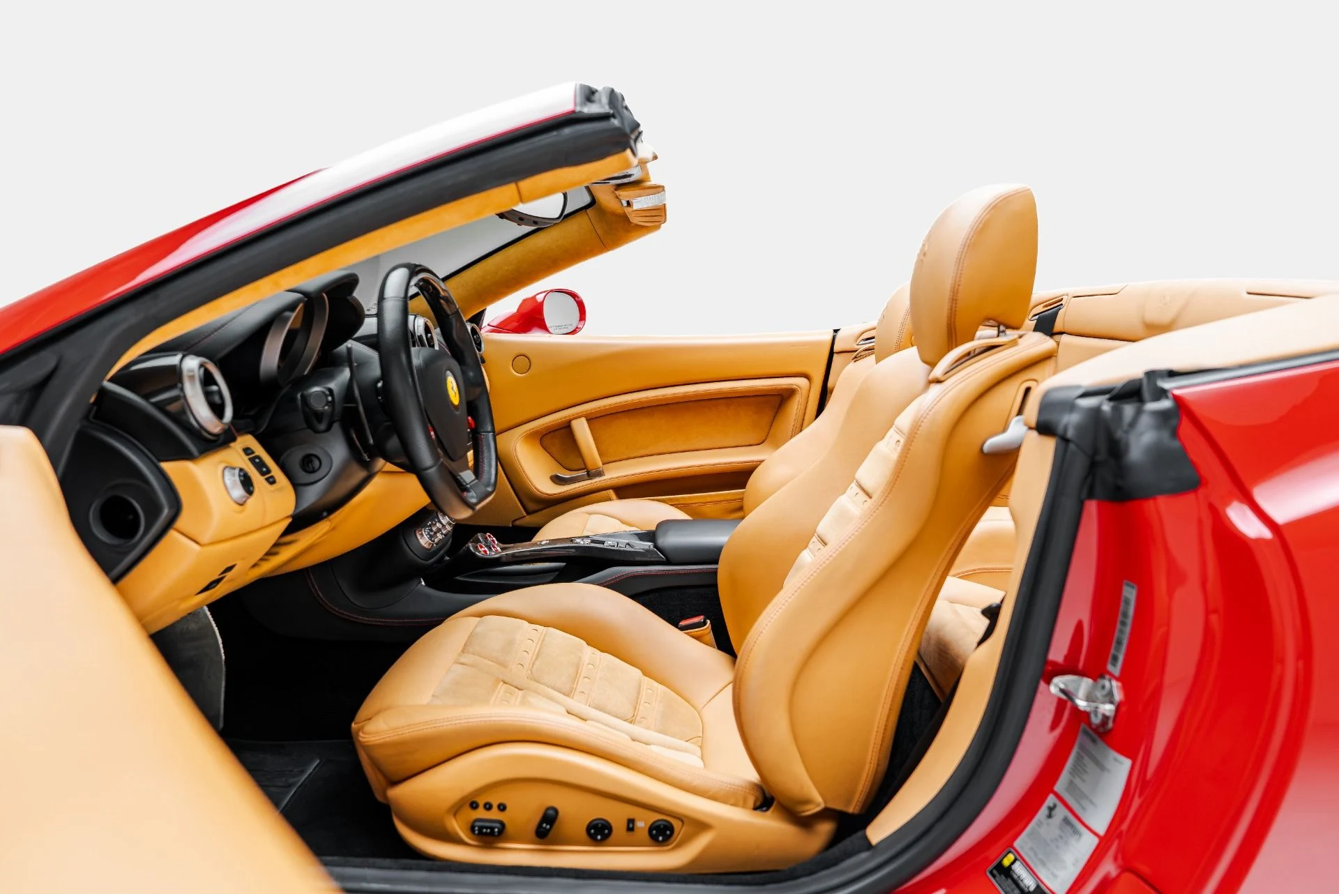 mph044_2934817103_Used_2011_Ferrari_California_1793140906_5b0368c018