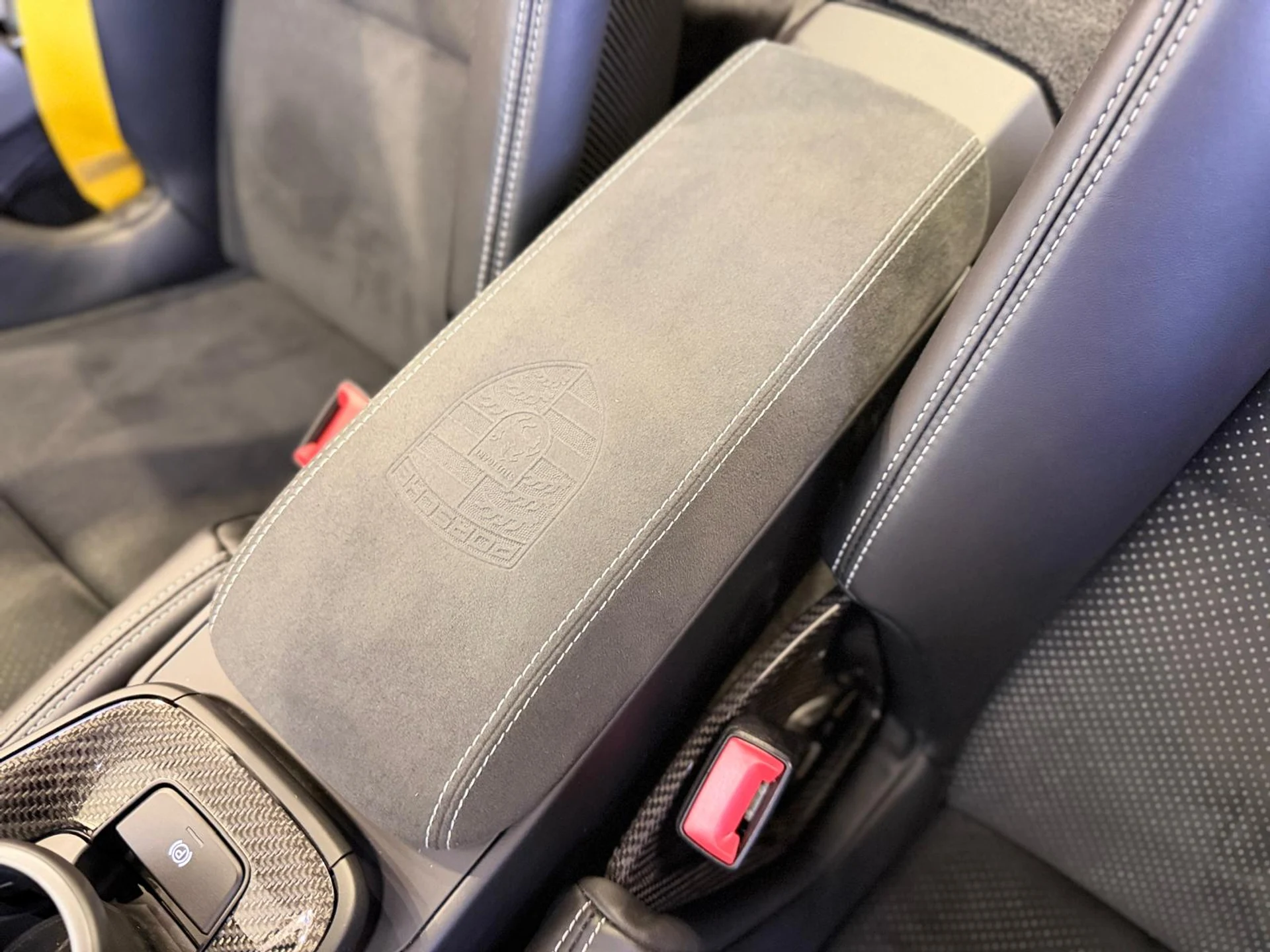 mph044_2941593645_Whats_App_Image_2025_12_22_at_6_00_56_PM_13_457bf7b5f3