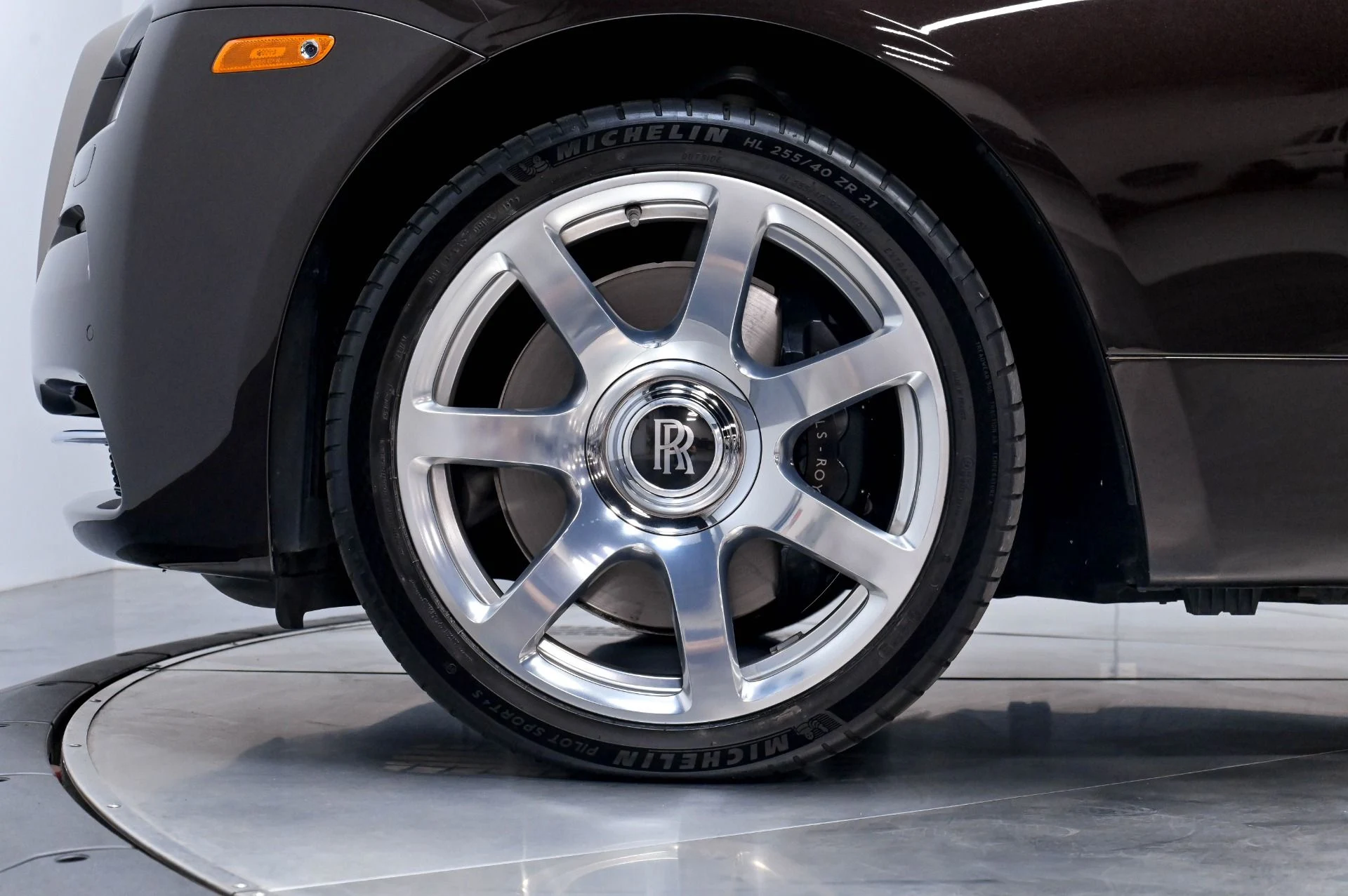 mph044_2955396846_Used_2014_Rolls_Royce_Wraith_1783020984_ead9a3fdb3
