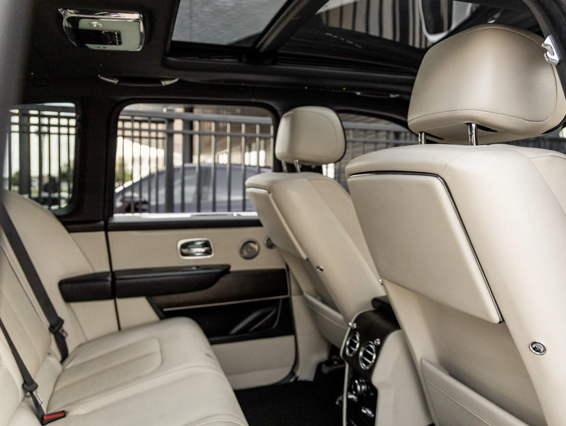 mph044_2980993695_45_6c7f98b276