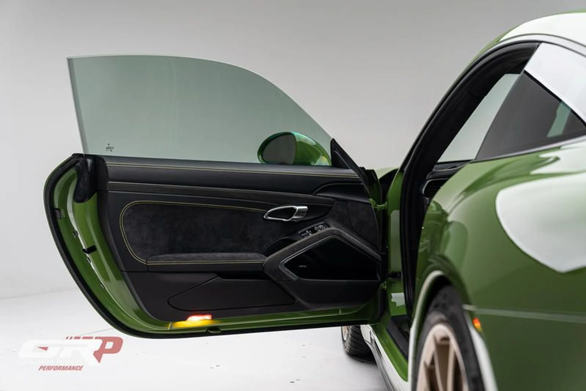 mph044_301087_A72_AEF_30_7_F12_41_D2_AC_4_E_4_F96_B0252_FB_5_edff8ba59c