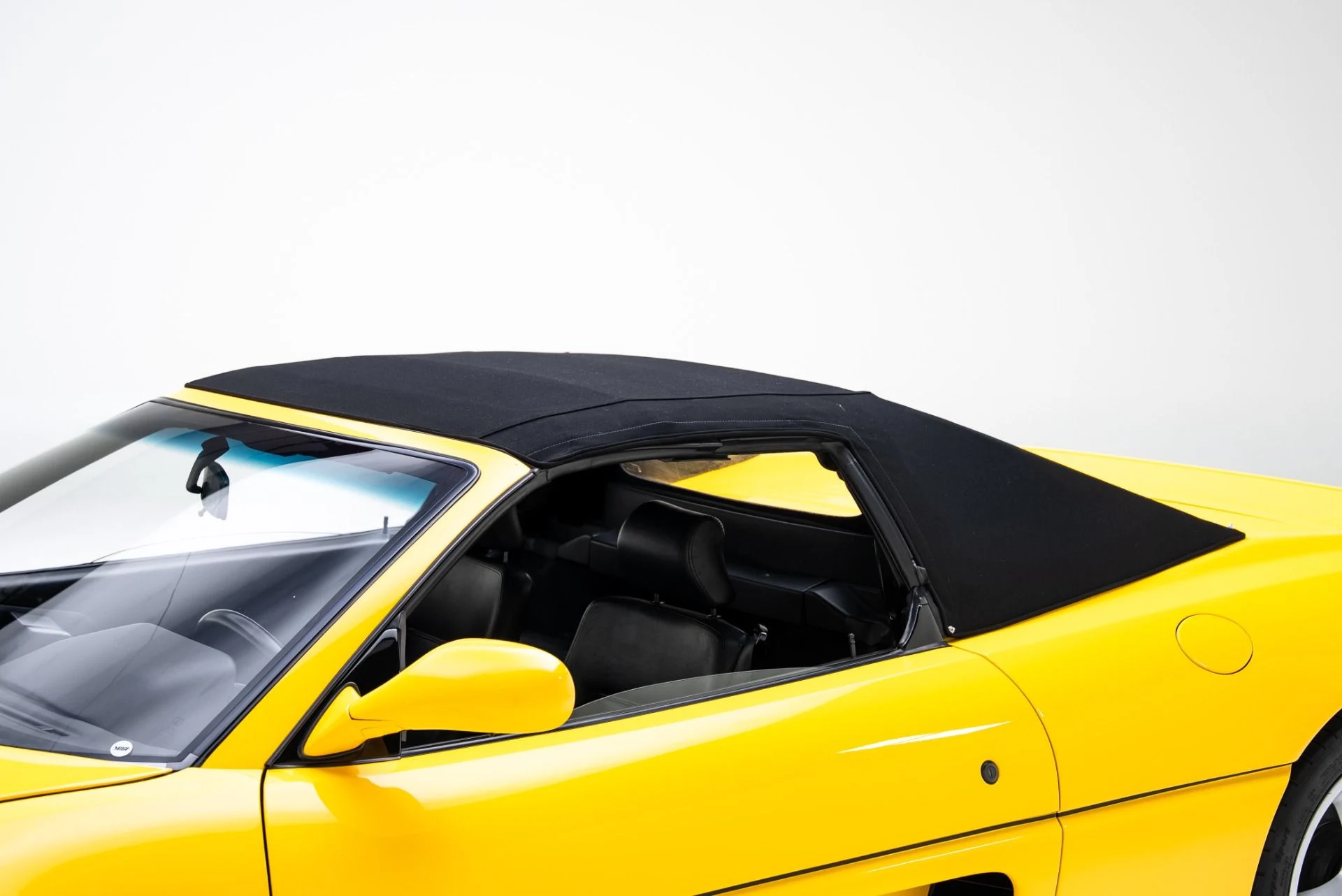 mph044_3022357770_Used_1997_Ferrari_F355_Spider_1769636404_816fd20904