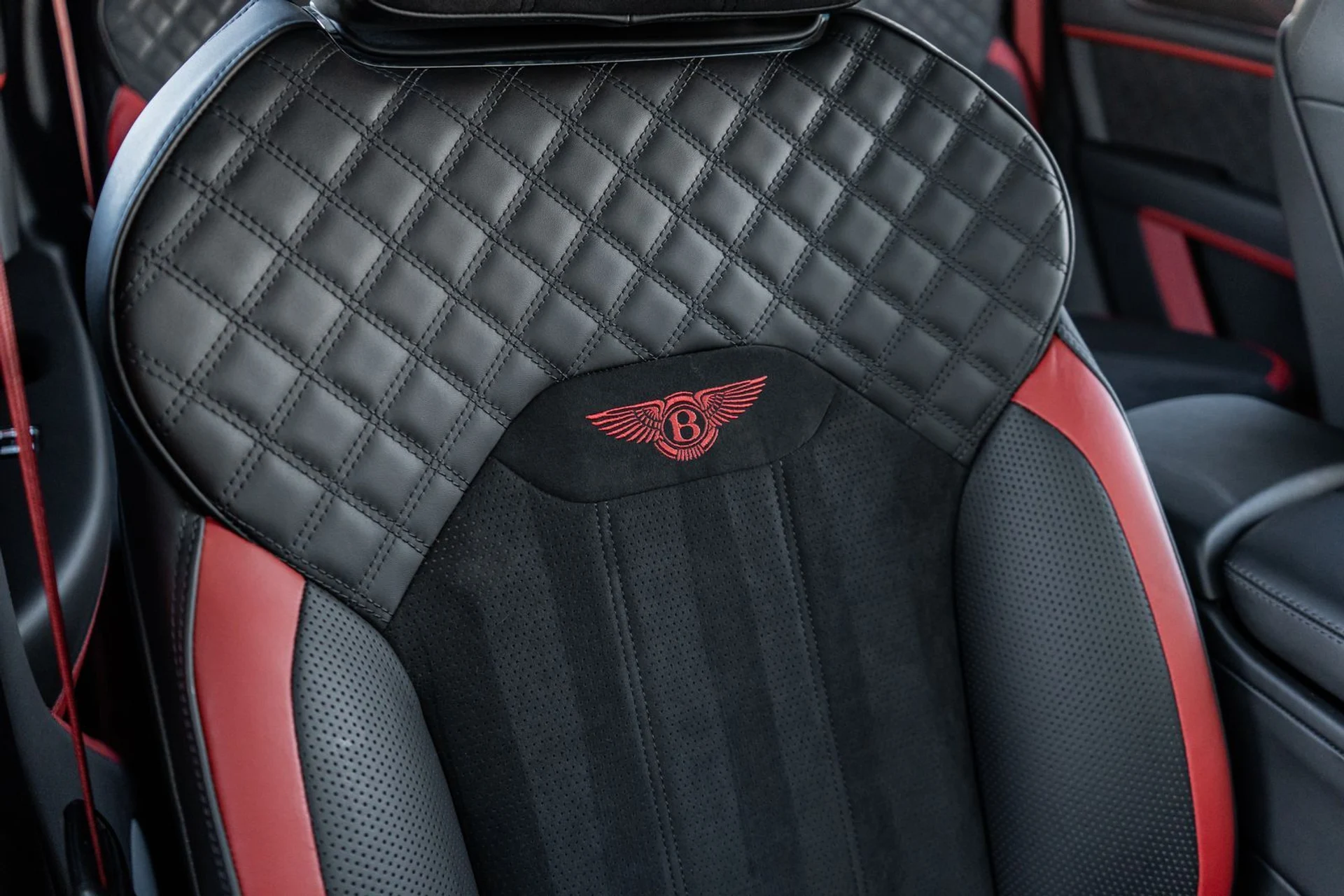 mph044_3042721549_acf8ab24_4ab7_4d4c_9833_cf4ae5935ab0_295a0b8619