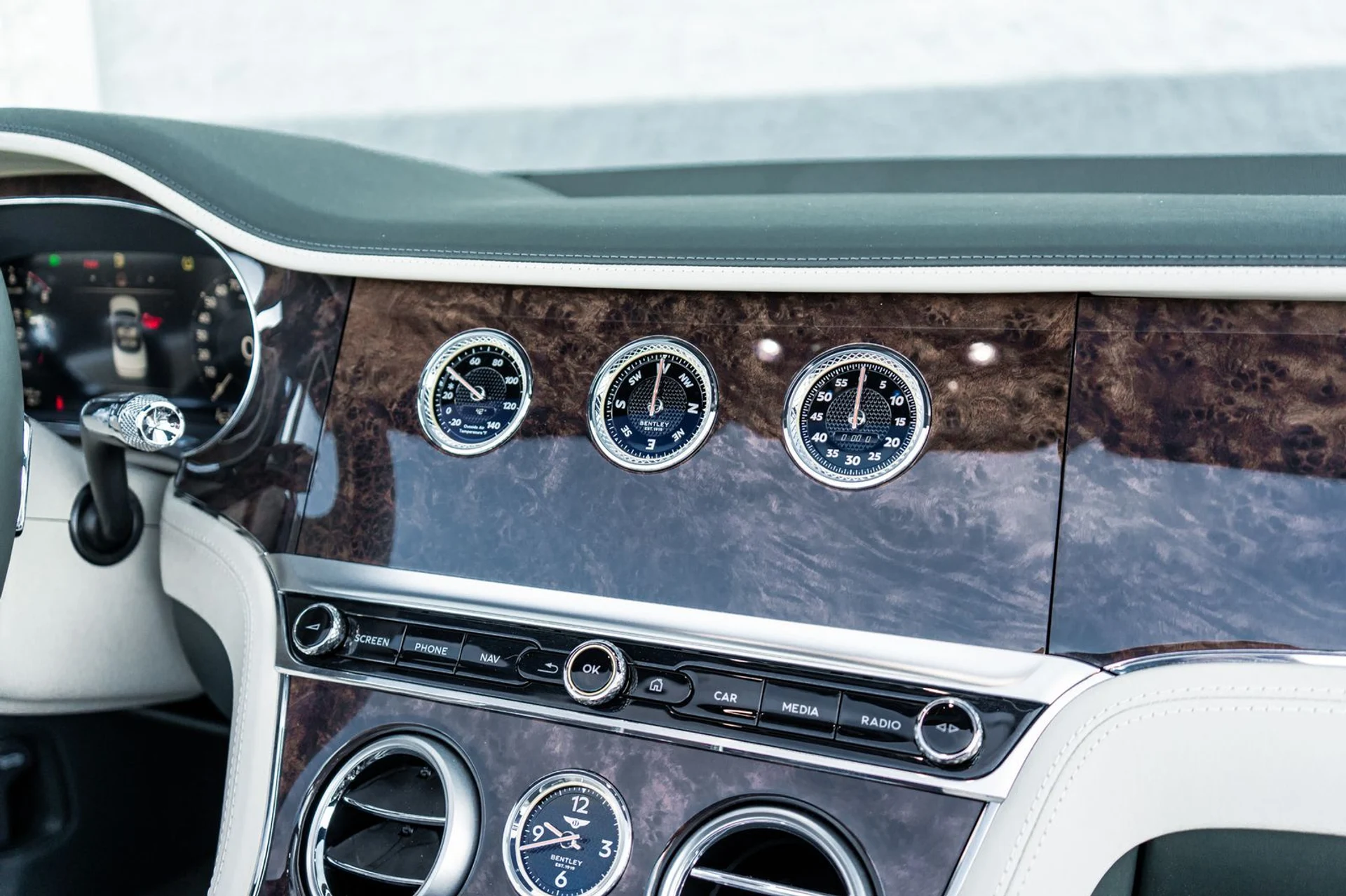 mph044_3049702742_ba8eeaee_50c3_44d2_8fb8_84f43c814f5d_45548fdfaf