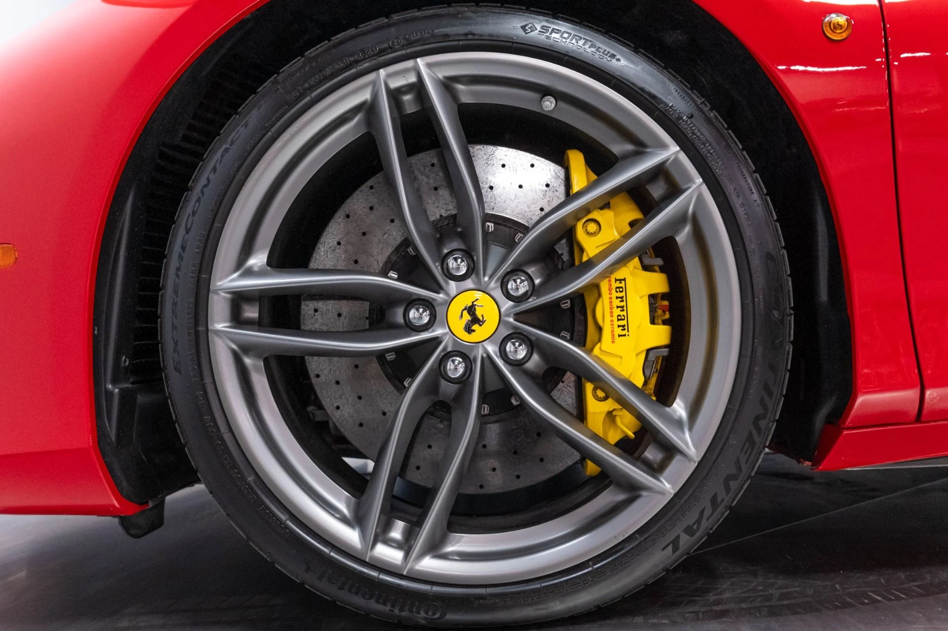mph044_3058232495_Used_2018_Ferrari_488_Spider_1786656638_faa1835755