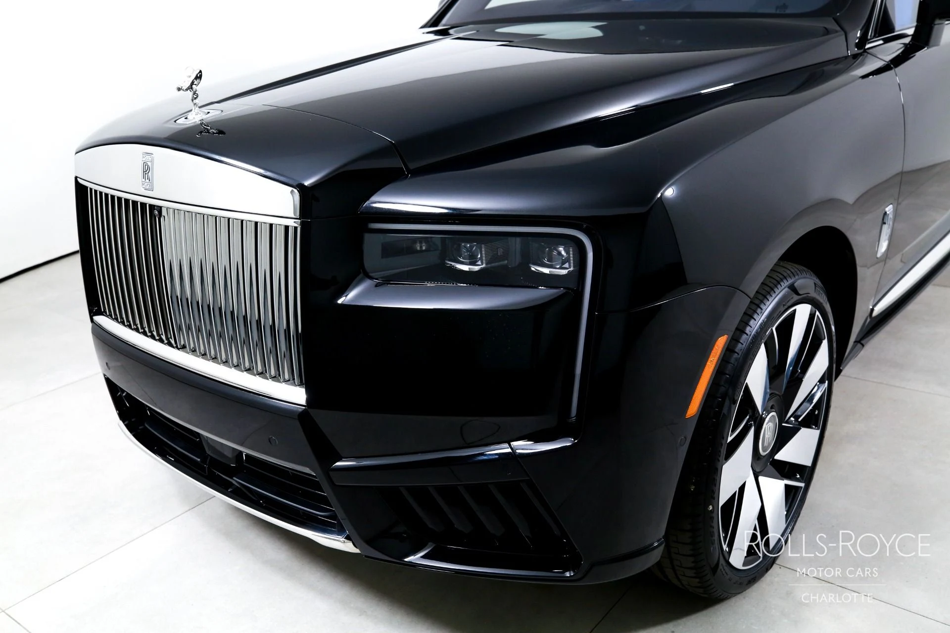 mph044_3092611352_Used_2026_Rolls_Royce_Cullinan_1773240902_ef7da4e097