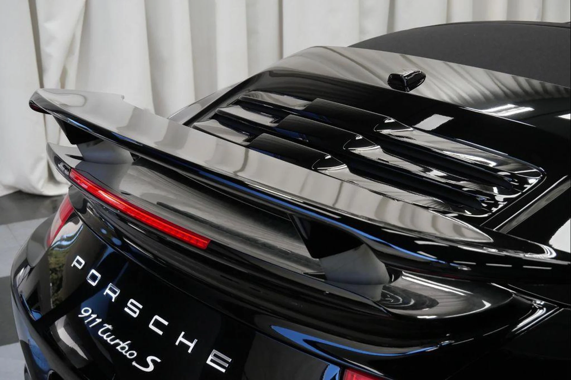 mph044_3095317681_s78y_Pybi_PF_Pnx_Eo1_RUE_1_Qbgt_V70_ba5b11e594