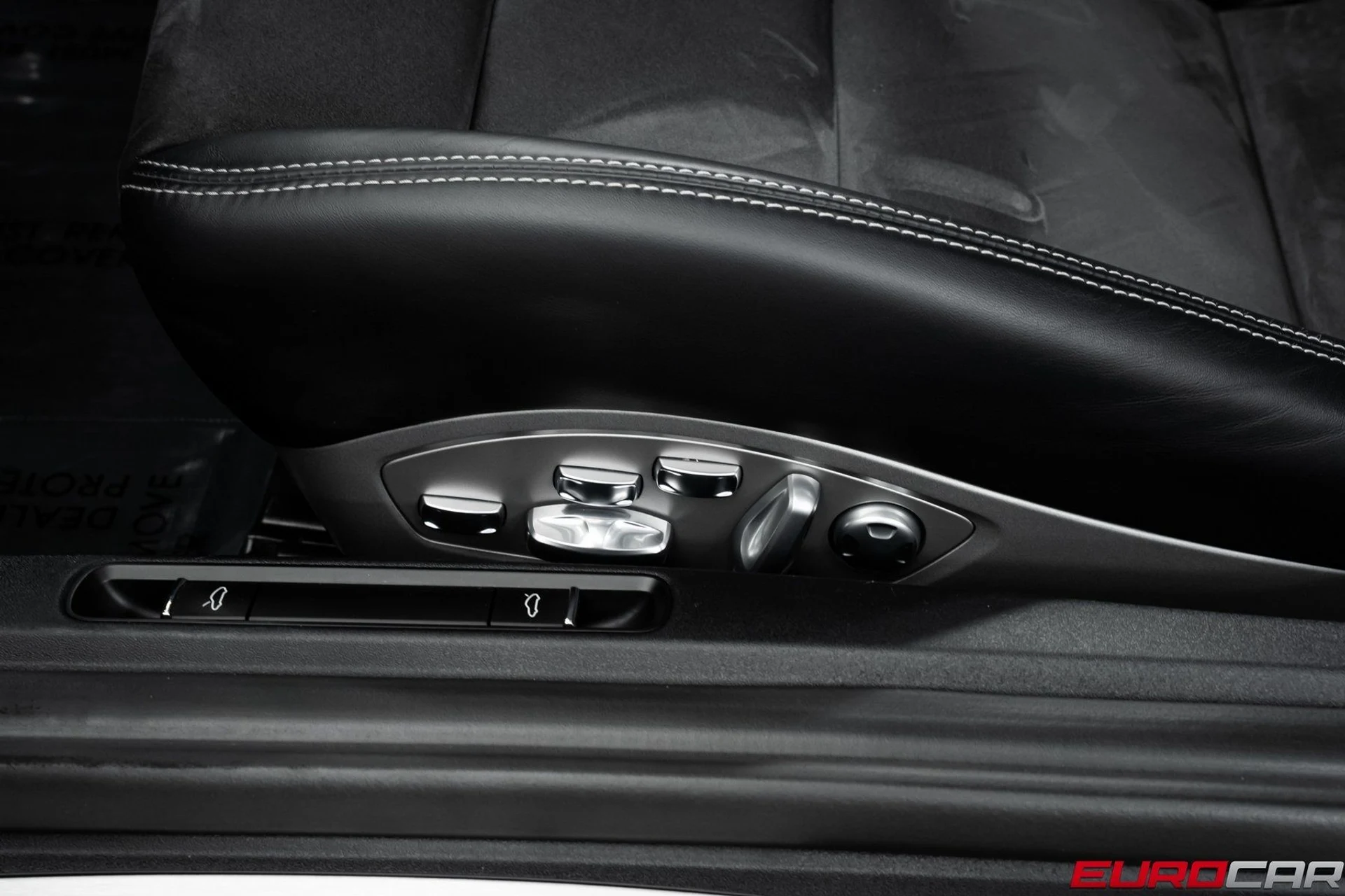 mph044_30955015_image_45_2bb558f6f8