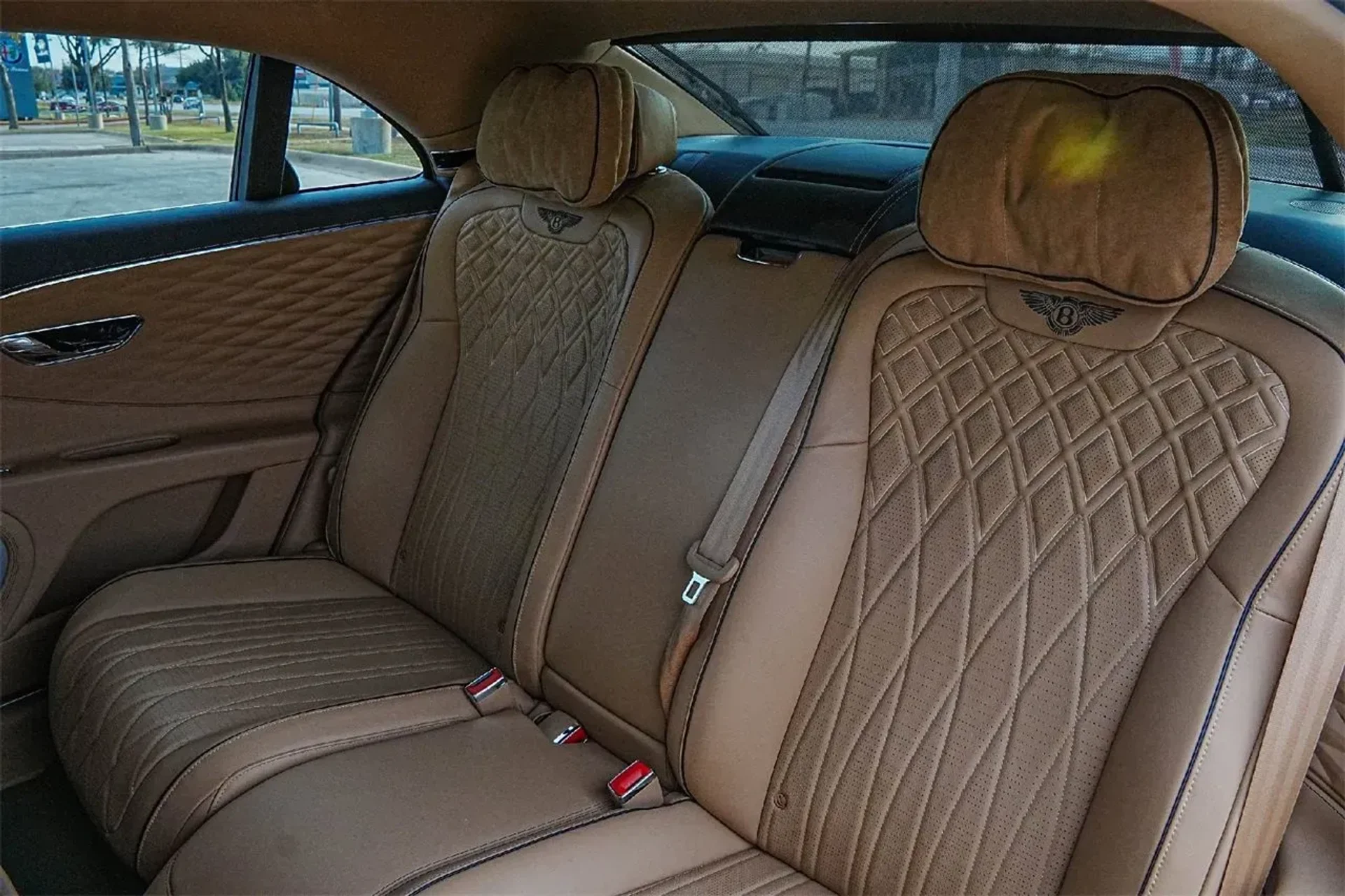 mph044_3141692601_83865a81955447cbb4af83ab793a9e98_a471595d7d