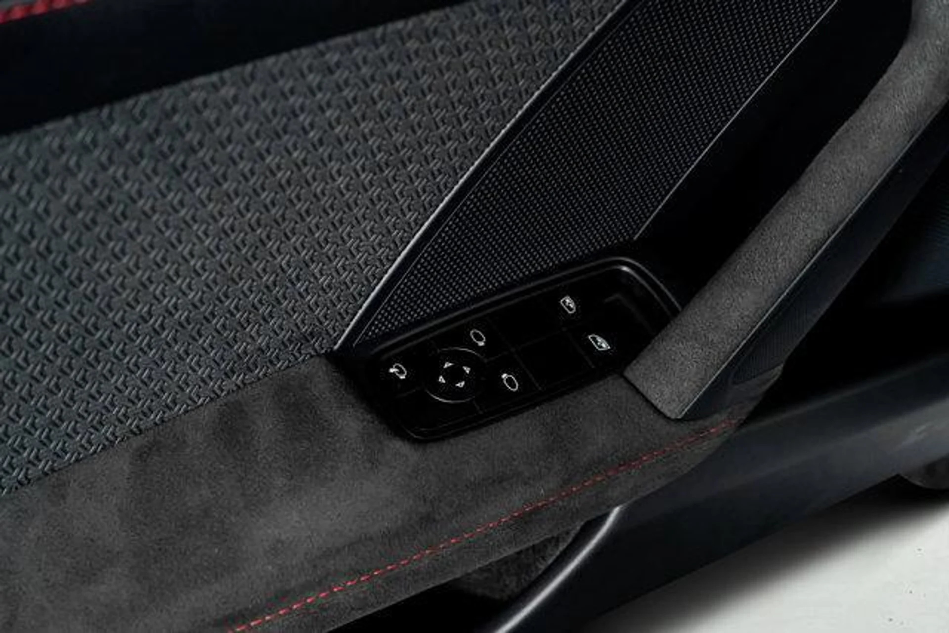 mph044_3147118603_Y_Yfs_Rg_RYCK_2_I3_AH_2_Z3_Cfzu_Ho_f_Q_3e2dd80601