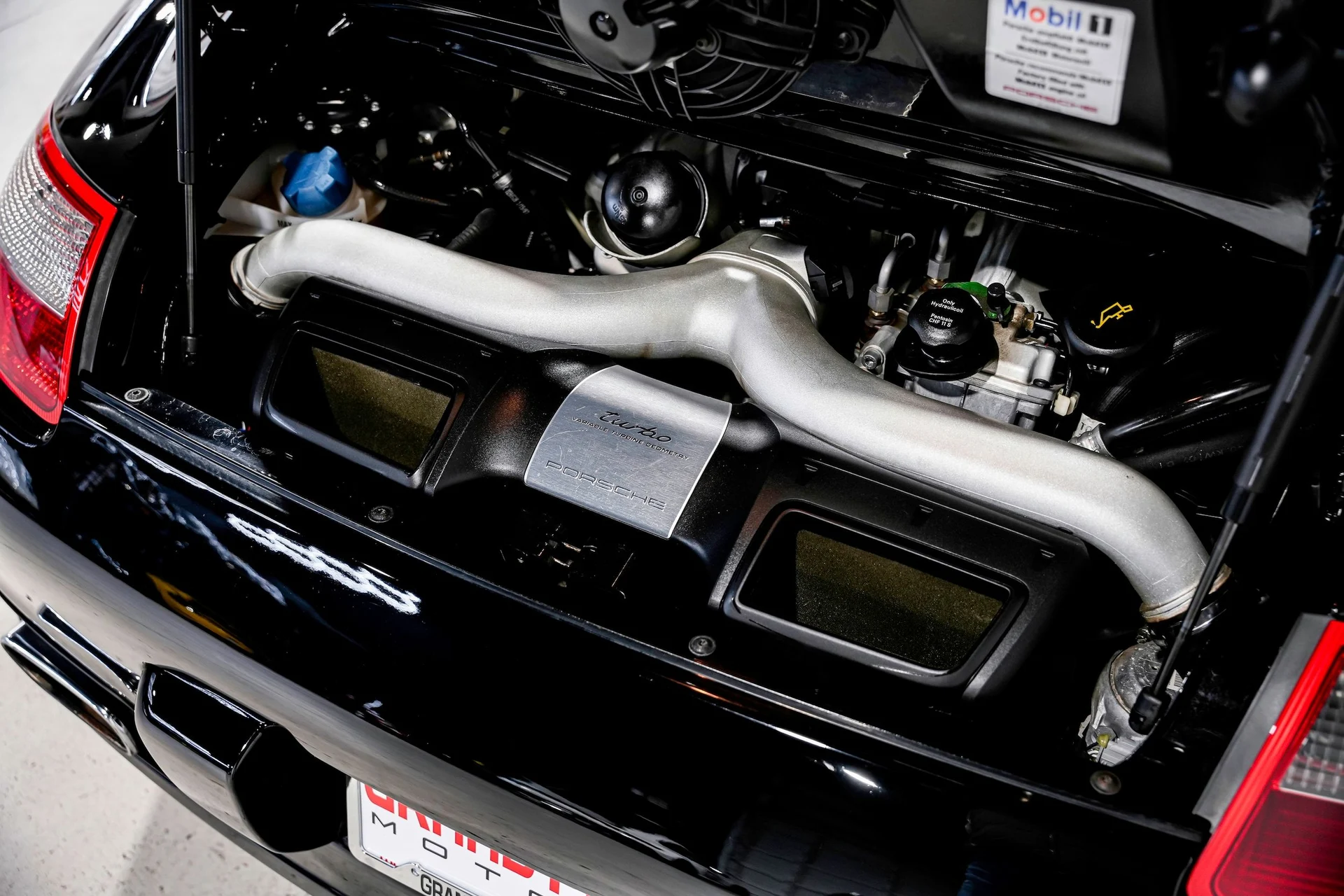 mph044_3150564333_e560a458fb6016f04889fa35a04ecc9cx_724a8b982d