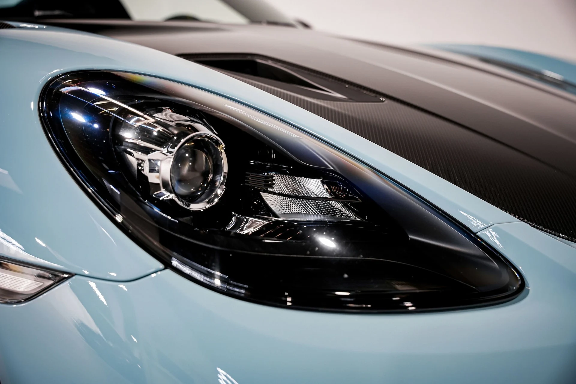 mph044_3156266563_636495f0bd275cfc066a41a5b5a27042x_67b0377bc6