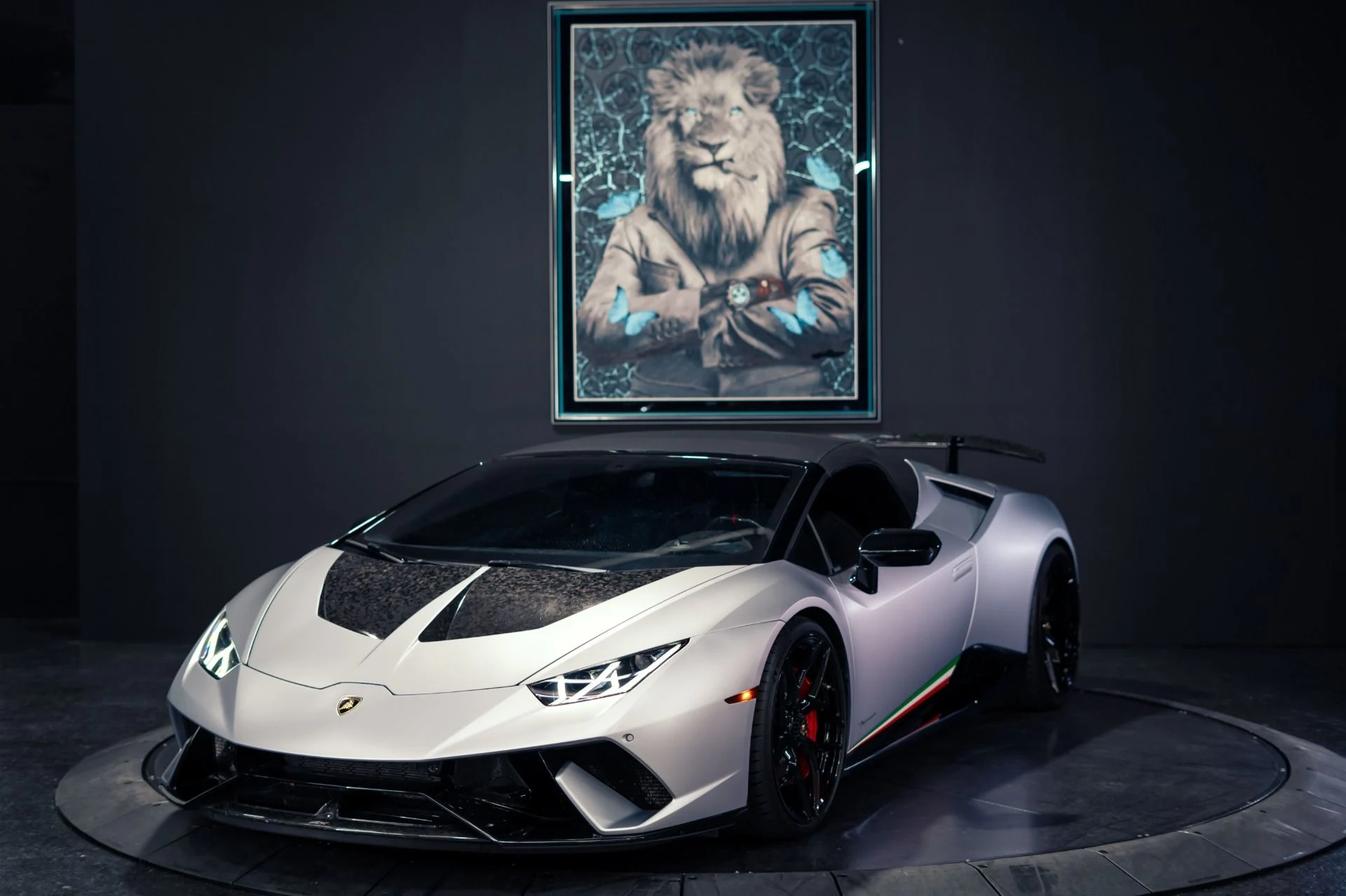 mph044_3163713554_Used_2018_Lamborghini_Huracan_LP_640_4_Performante_Spyder_1782163354_a9c23afd8a