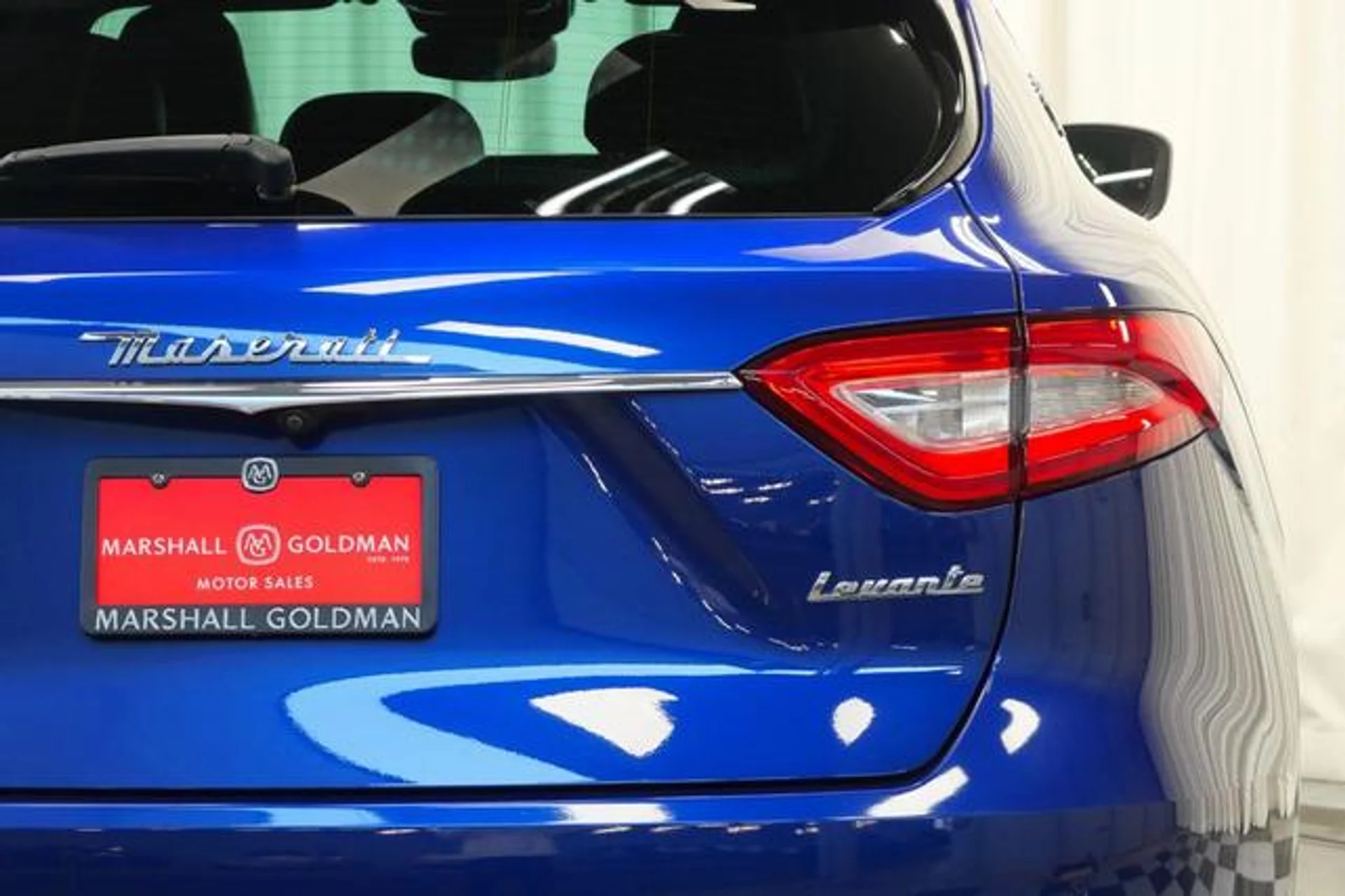 mph044_3173590690_6lupgm_Rx_F0k9vva_Ywzix_E_r_LOPQ_6b691629b2