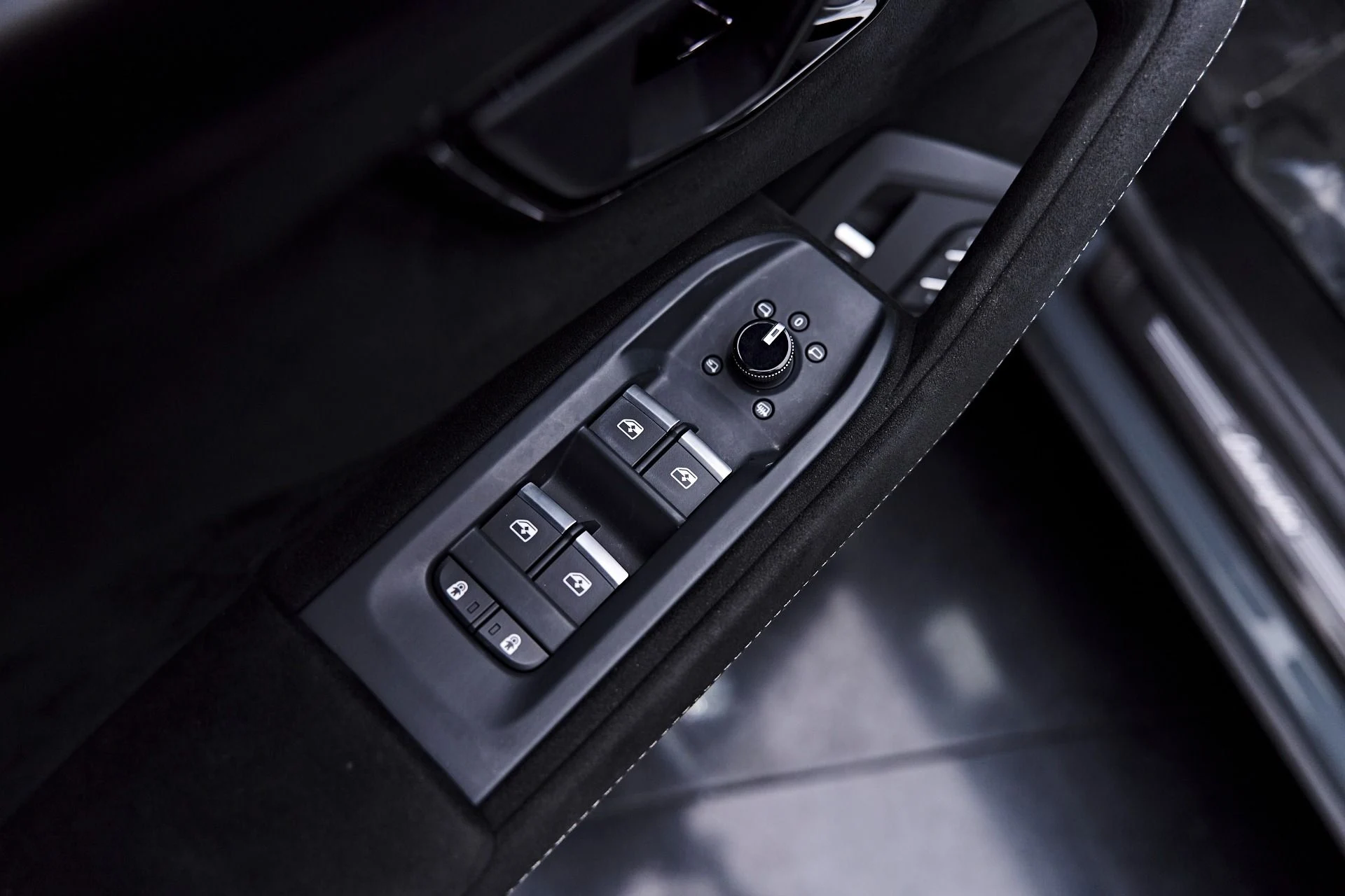 mph044_3178470210_Used_2023_Lamborghini_Urus_Performante_1785711307_9bd9a4e5b9