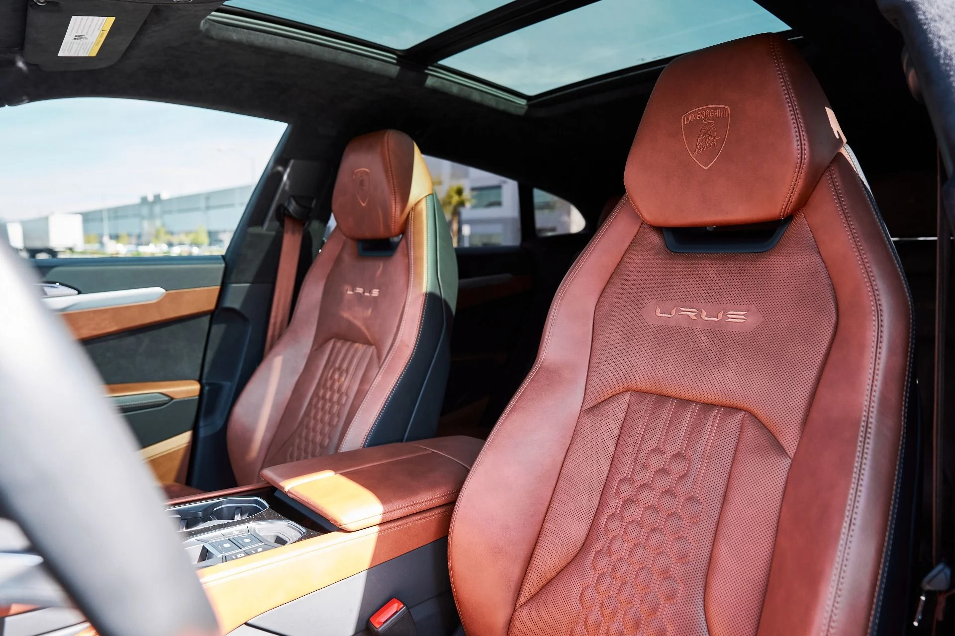 mph044_3181872820_Used_2023_Lamborghini_Urus_S_1771891310_141bc22785