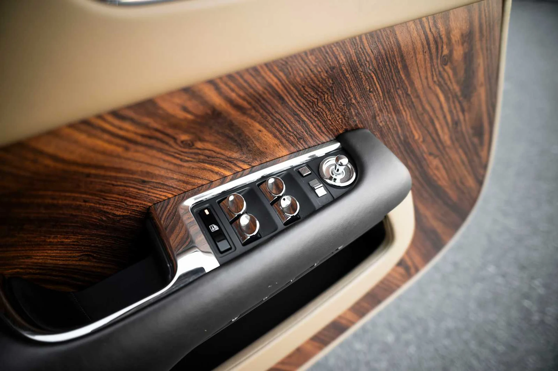 mph044_3200053779_c1f054d11a1c2f3dea63932f9895854ax_e178feefbf