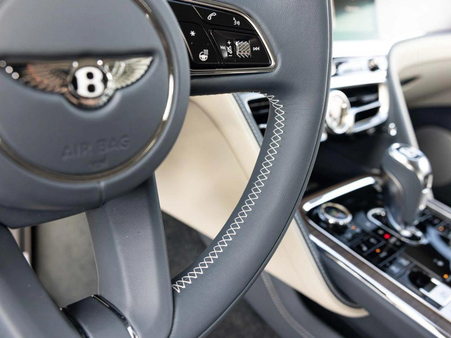 mph044_3210949521_515382885_69f36046087c98a25cbbb470_e98a9fda81