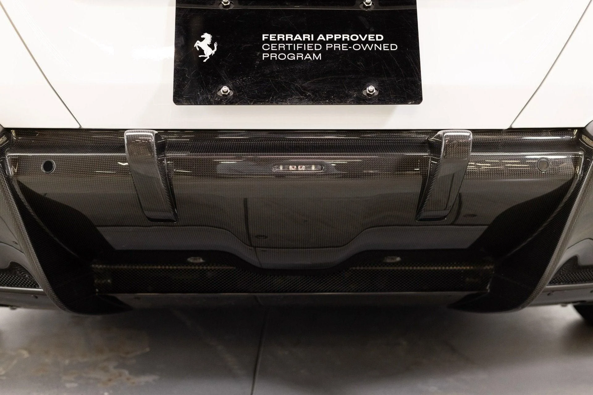 mph044_3219521785_Used_2024_Ferrari_Roma_1777368631_94b54b8167