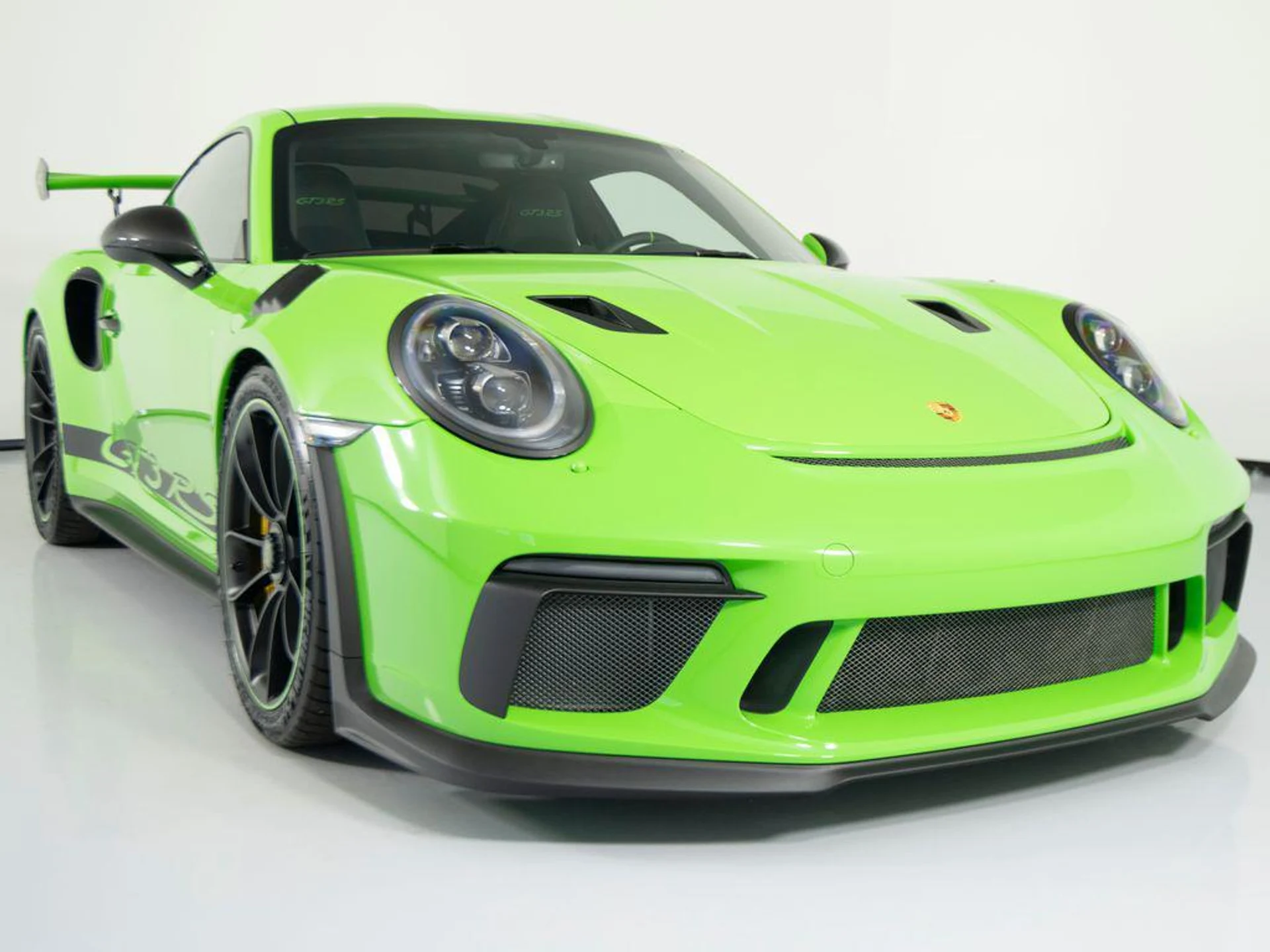 mph044_3227553414_Bt_Jy_Wv4_g_R_Mr9_Cg_D1z_Hrzy8j9_T8_867a9b1775