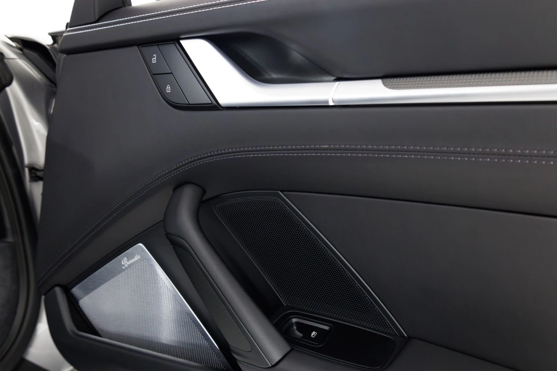 mph044_3234167655_Used_2022_Porsche_911_Targa_4_S_1772835277_b11c3b5672