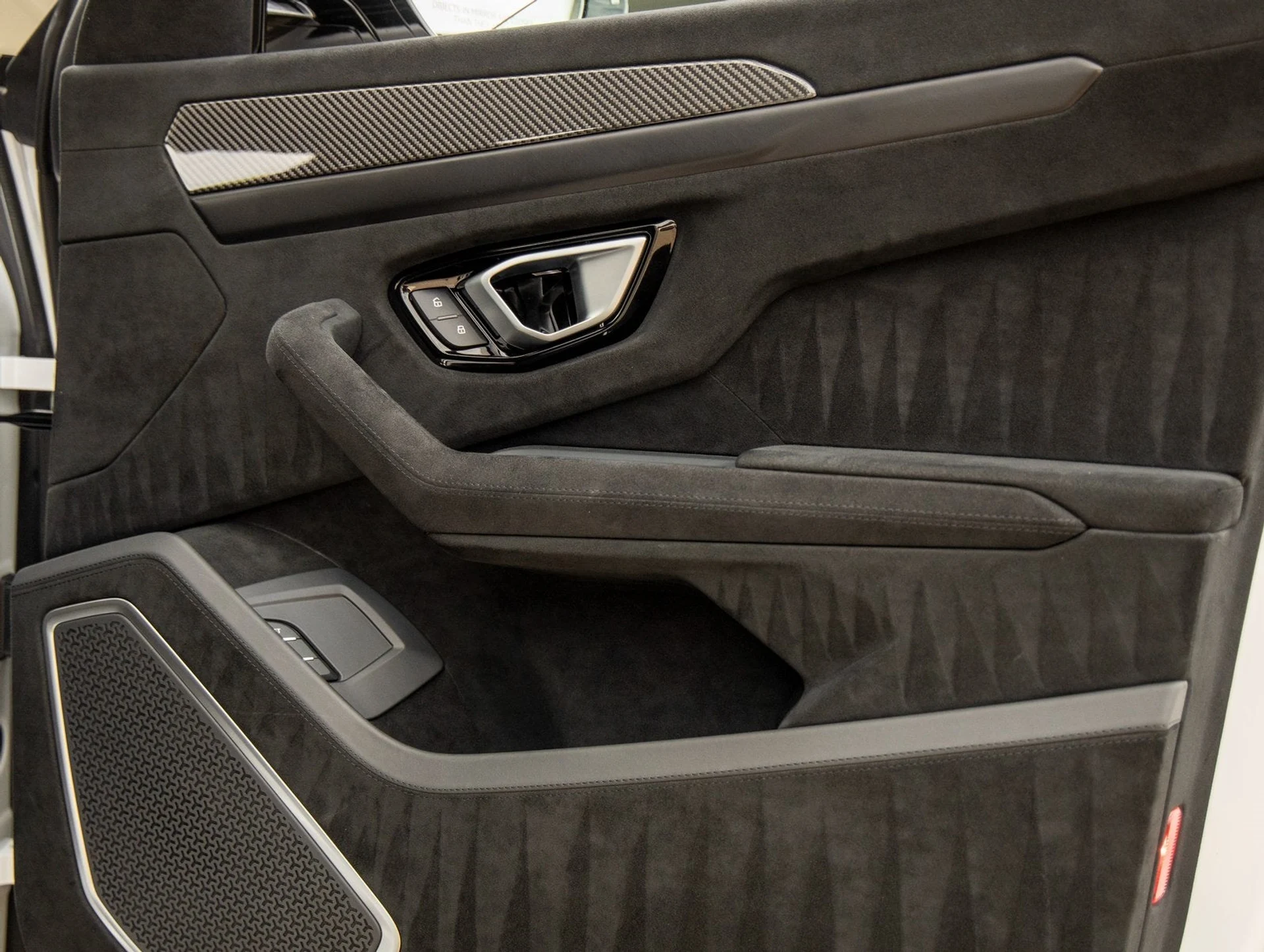 mph044_3236410598_45_1227b420ac